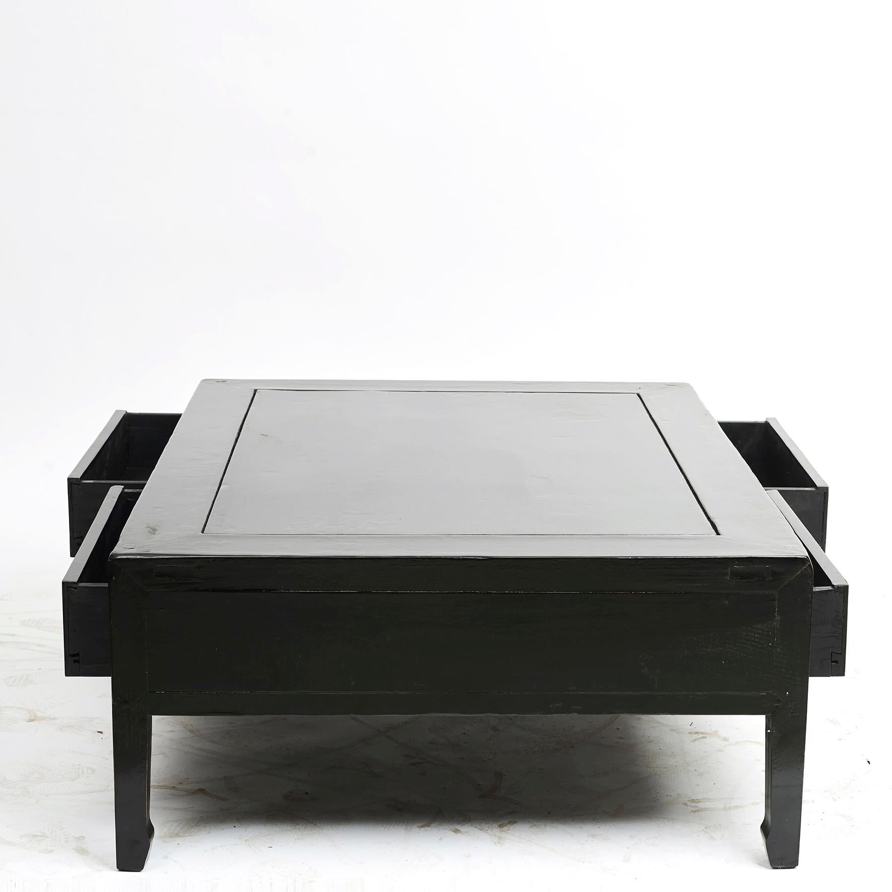 Chinese 4-Drawer Qing Dynasty Coffee Table in Black Lacquer 5