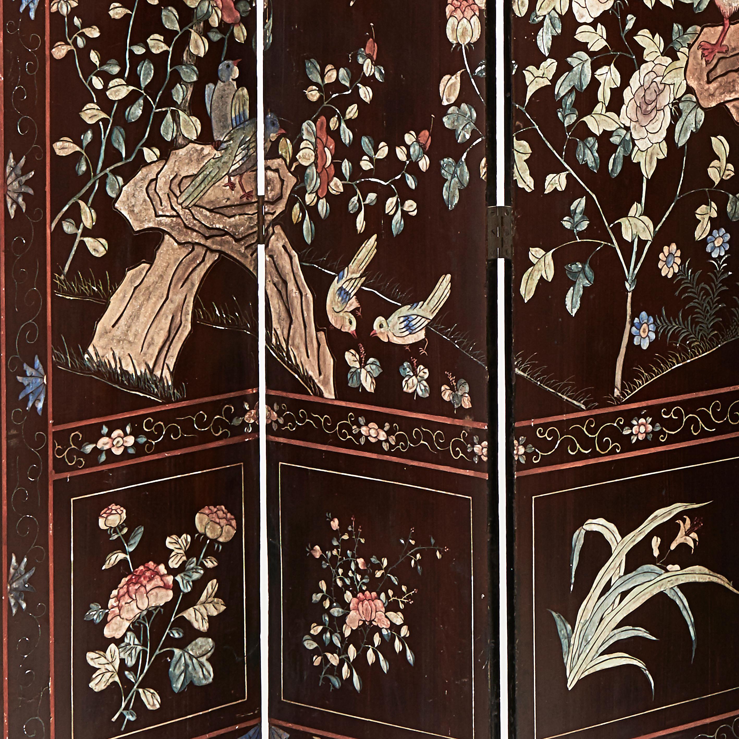 Chinese 8 Fold Coromandel Screen, circa 1900 In Good Condition For Sale In London, GB