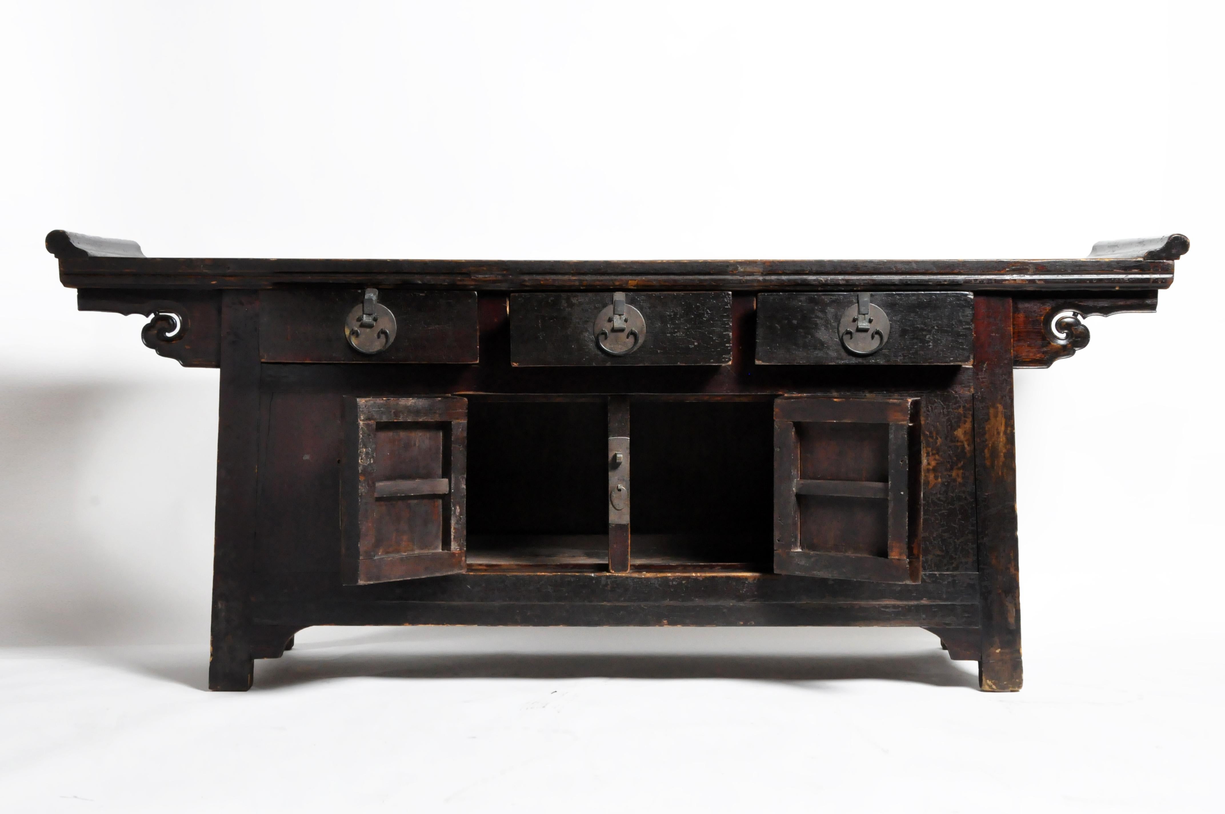 Chinese Altar Coffer with Dark Oxblood Lacquer with Original Patina 8