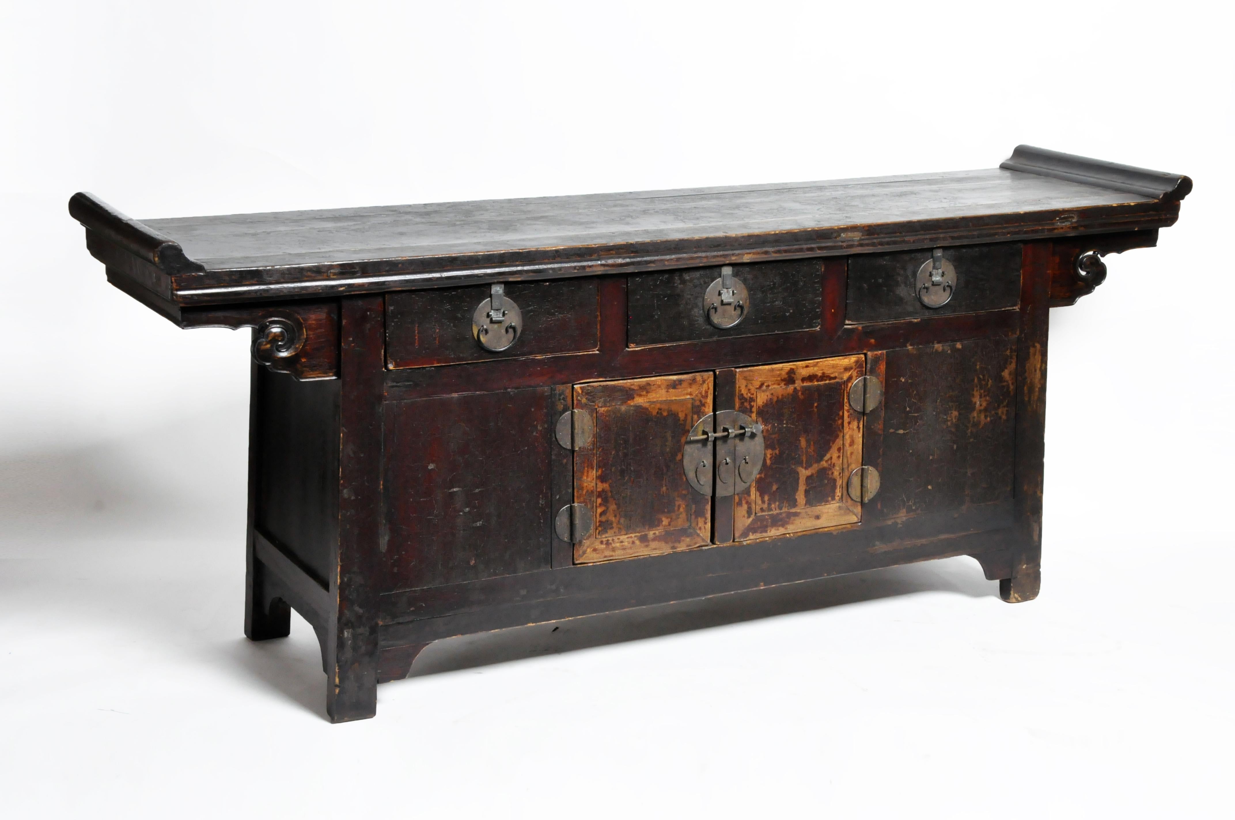 Chinese Altar Coffer with Dark Oxblood Lacquer with Original Patina 12