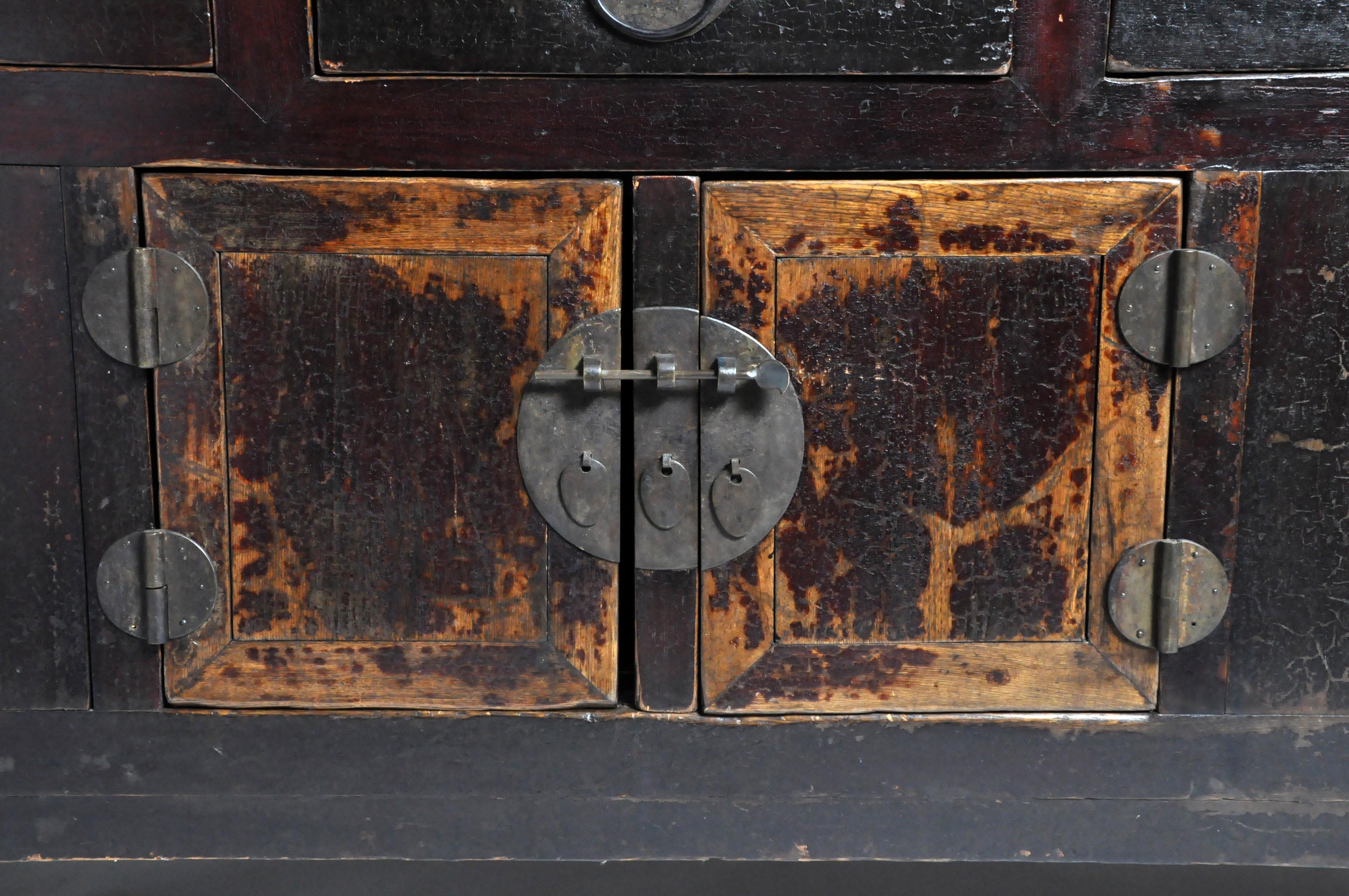 Chinese Altar Coffer with Dark Oxblood Lacquer with Original Patina 2