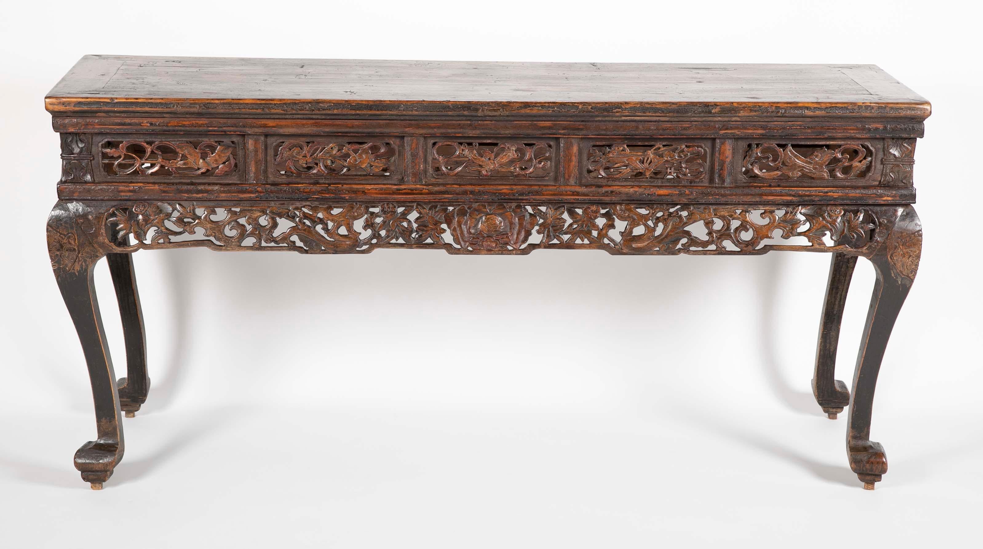 Qing Chinese Altar Console Table with  Carved Panels