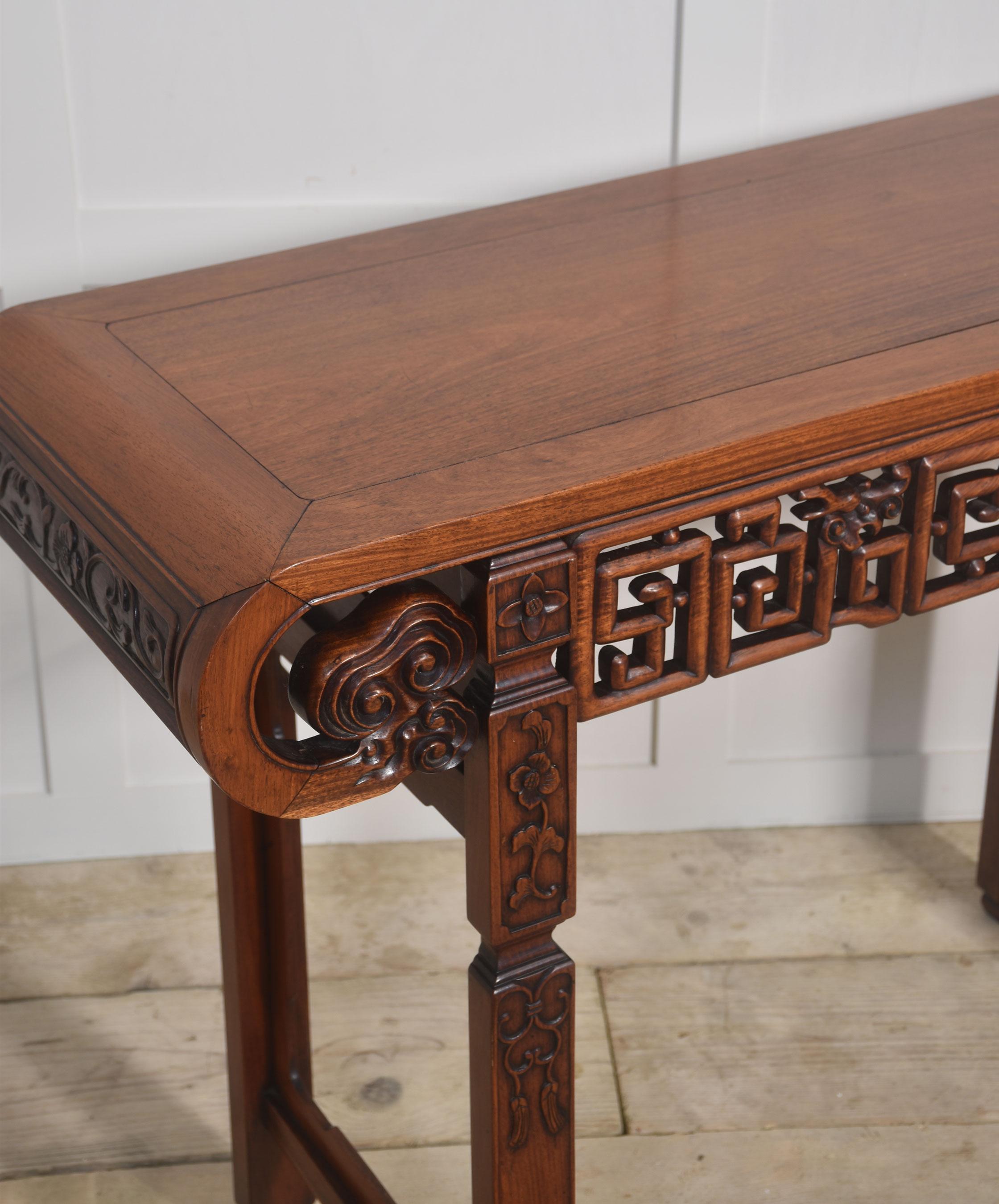 Chinese altar table For Sale 2