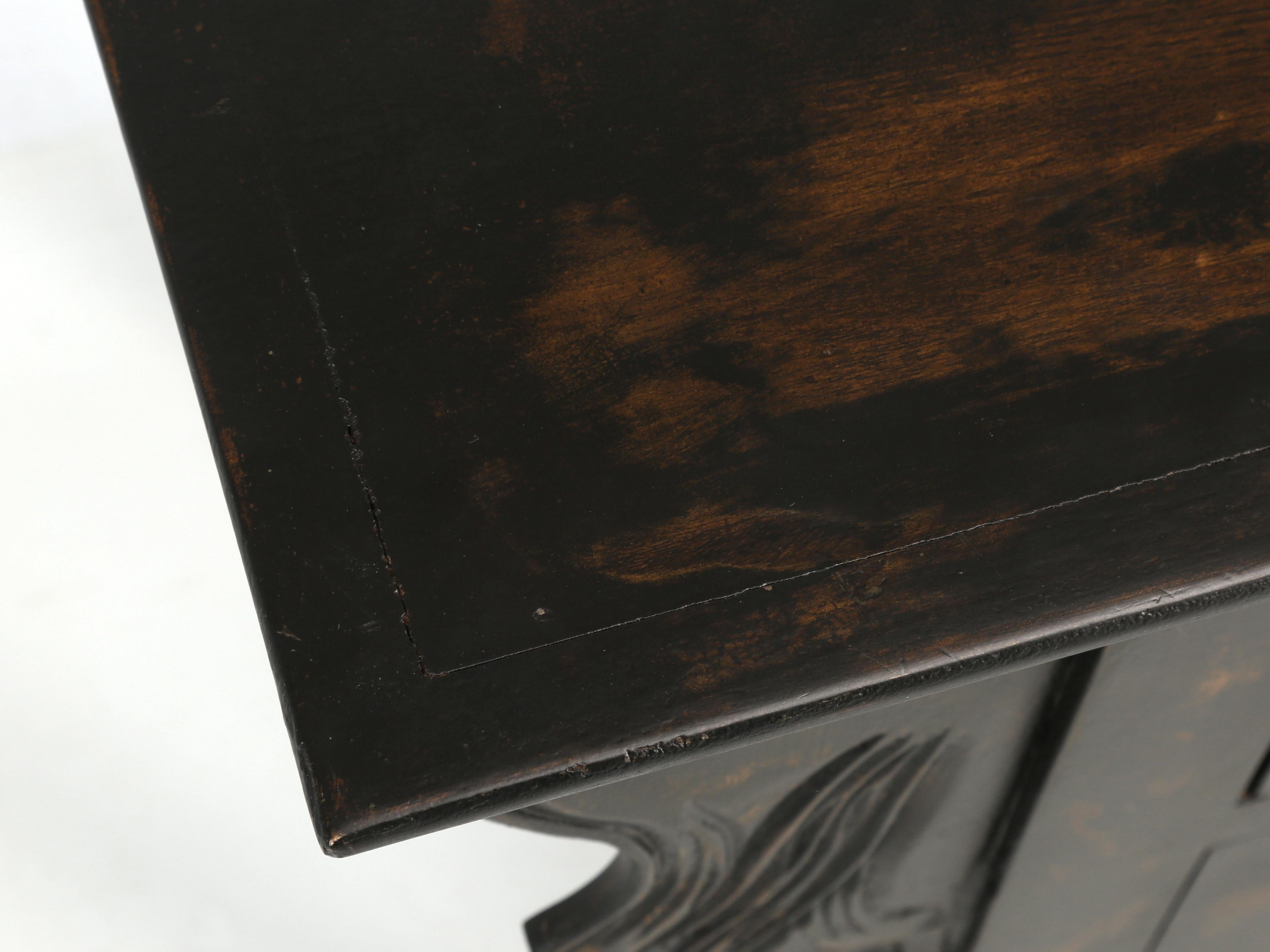 Mid-20th Century Chinese Altar Table in a Distressed Finish For Sale