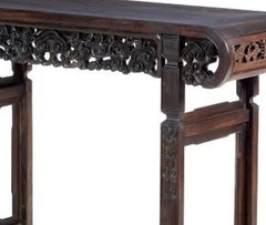 Chinese altar table in hardwood - 19th century