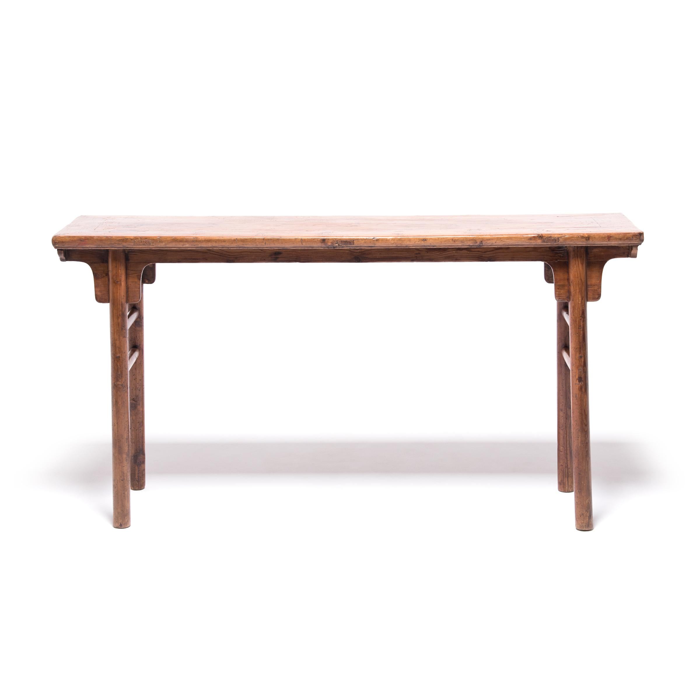 Chinese Altar Table in the Ming Manner, circa 1850 In Good Condition In Chicago, IL