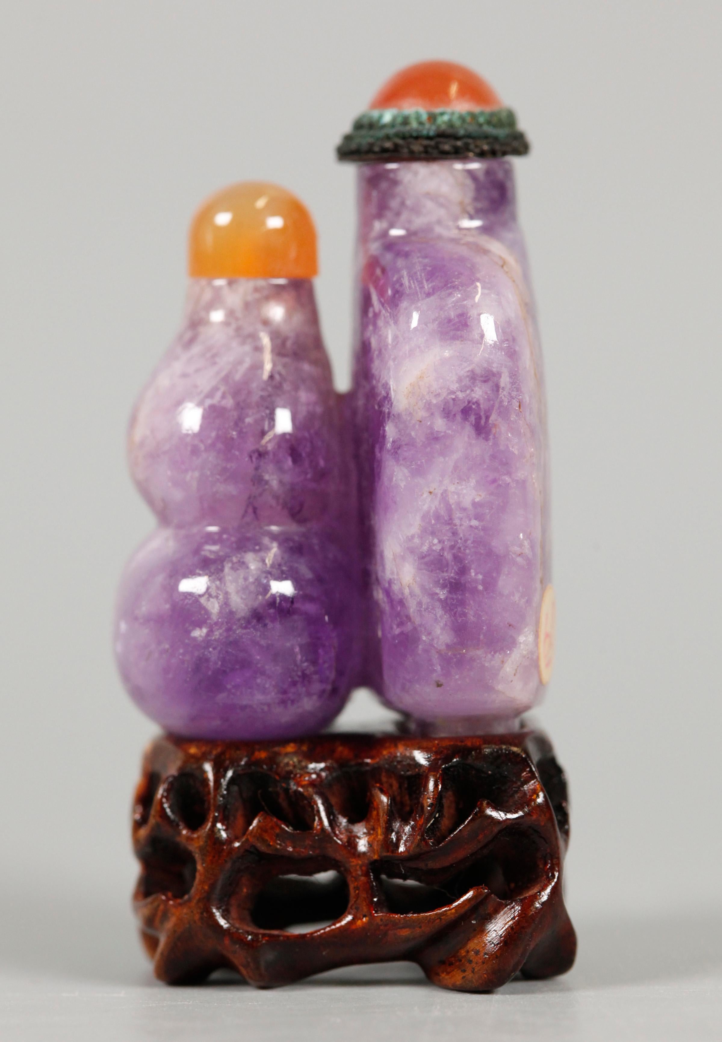 Chinese amethyst 'double' snuff bottle, 19th c. In Good Condition For Sale In New York, NY