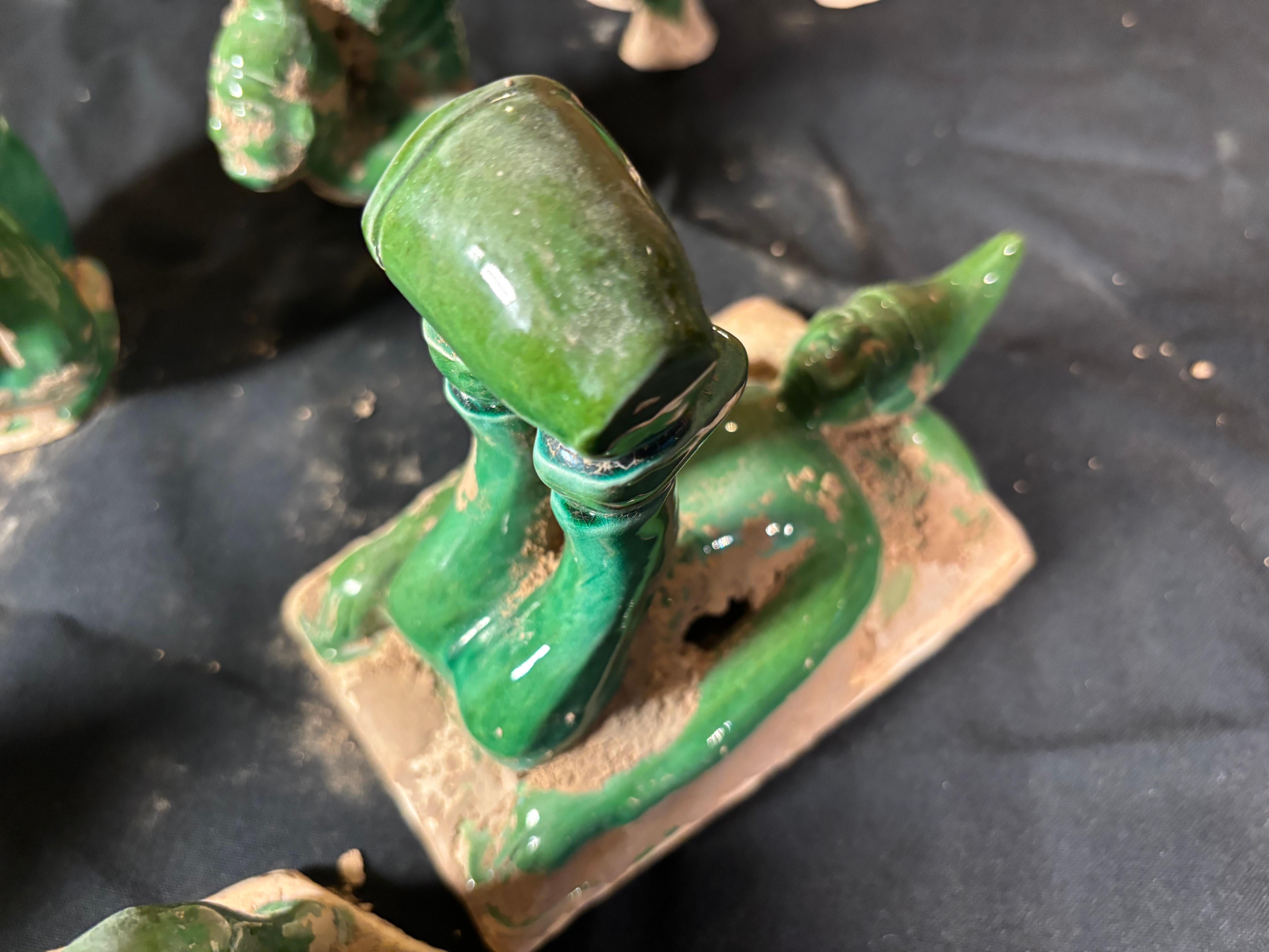 Collection de saltimbanques chinois de l'Antiquité, dynastie Ming 1368-1644 en vente 2