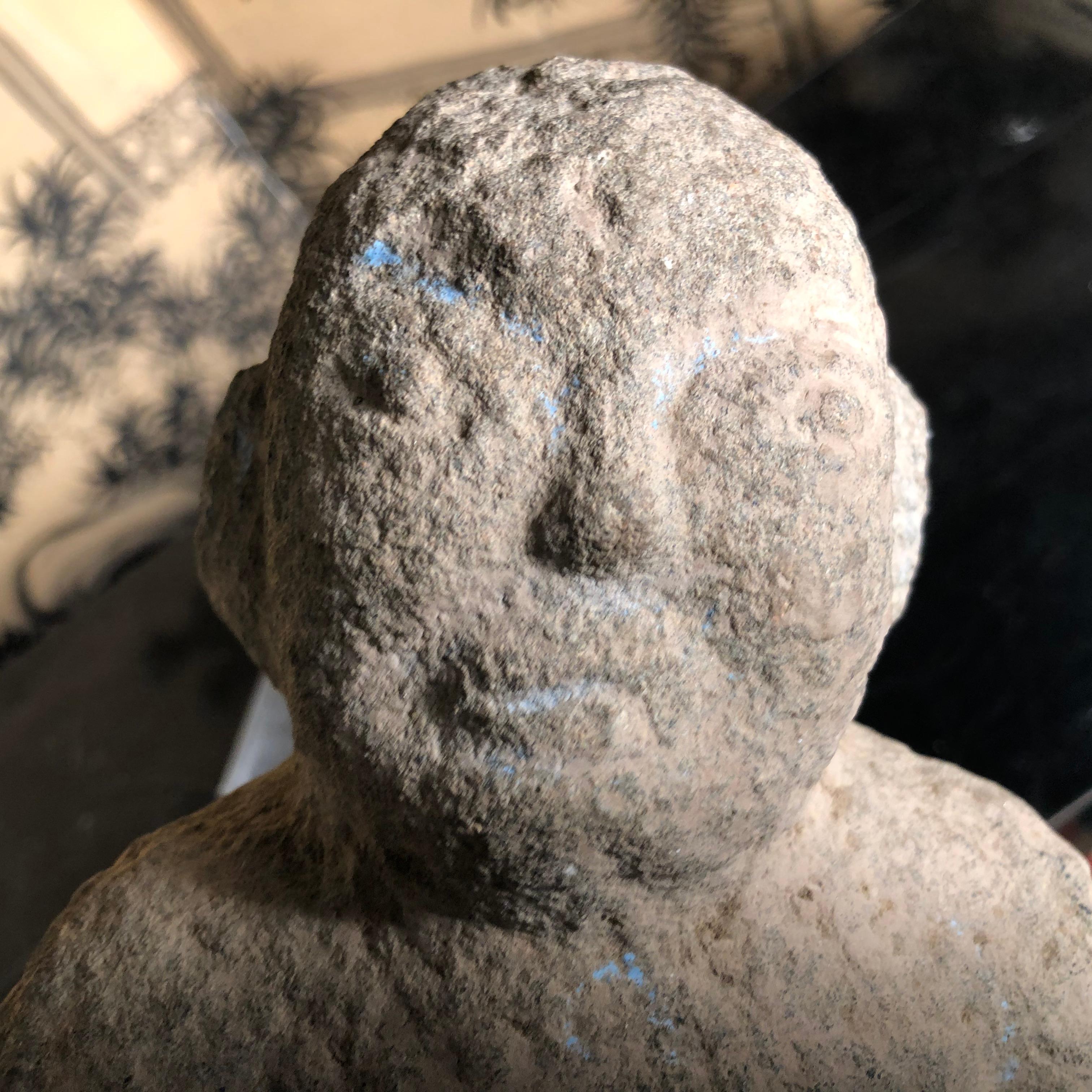 Figure masculine chinoise ancienne en pierre, 206 BC-220 ADS en vente 11