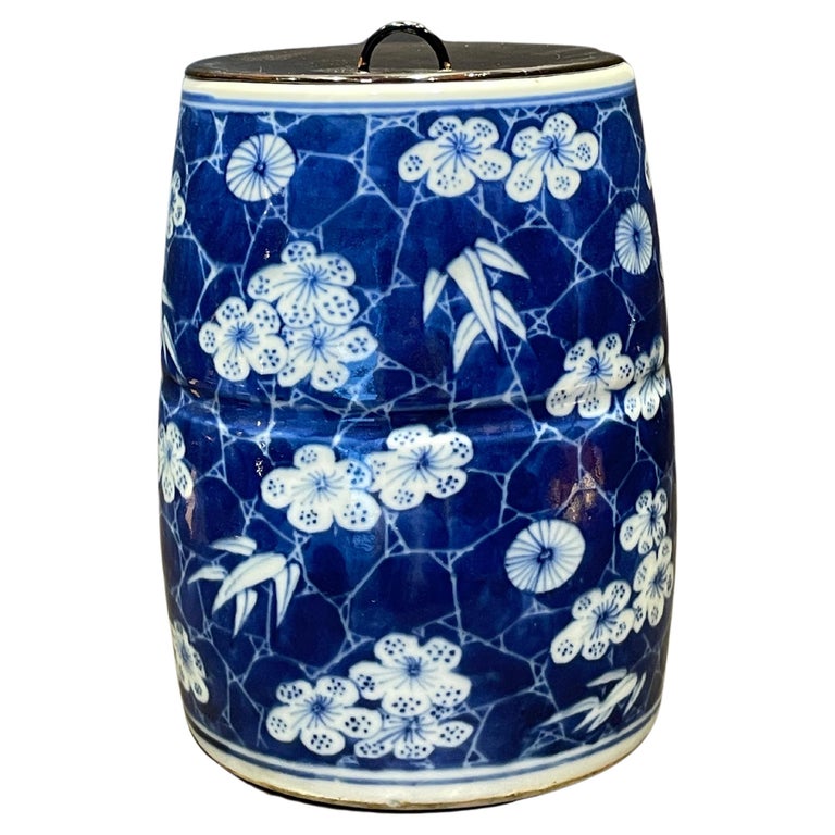 Chinese Antique Blue and White China, Qing Period For Sale at 1stDibs