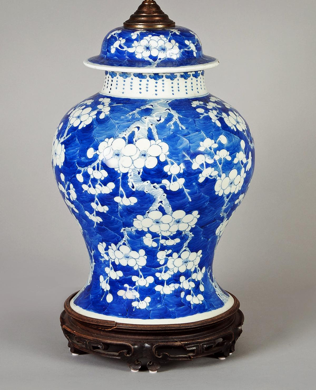 blue and white chinese lamps