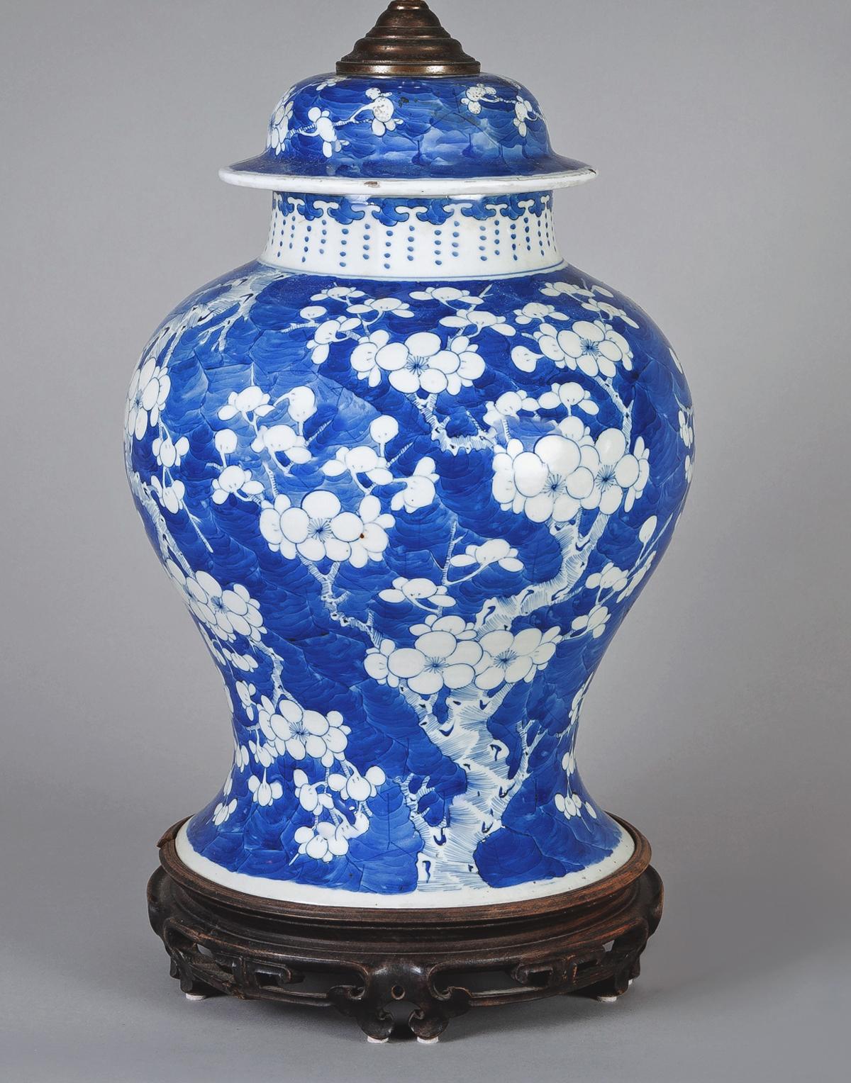 Chinese Export Chinese Antique Blue and White Prunus Blossom Lamp For Sale