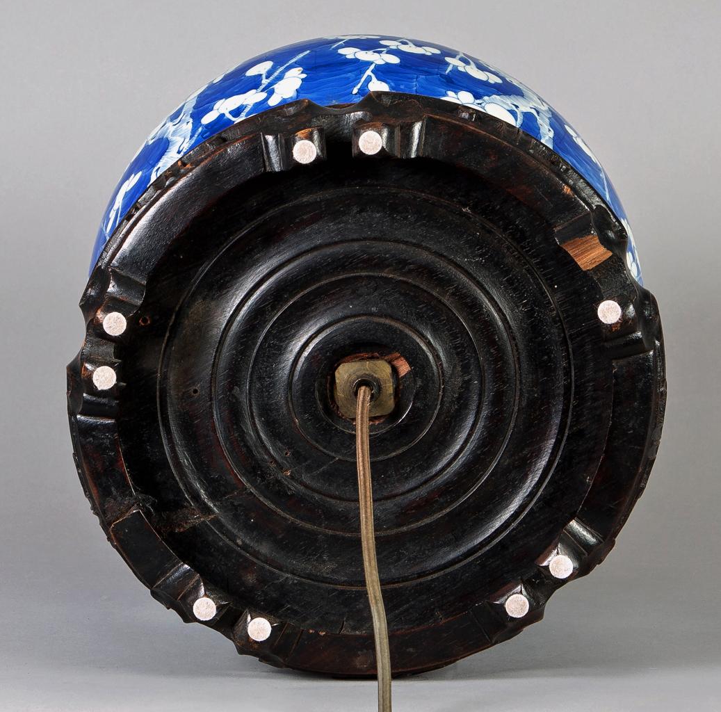 Chinese Antique Blue and White Prunus Blossom Lamp In Good Condition For Sale In Sheffield, MA