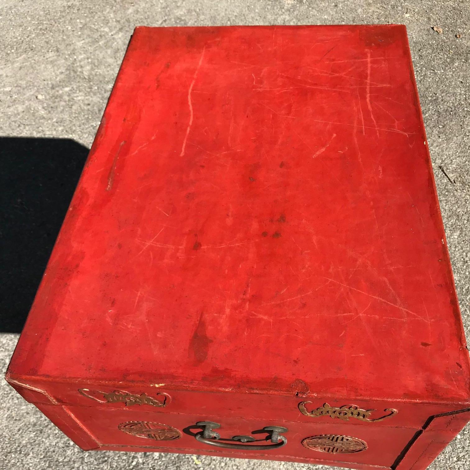 Chinese Antique Brilliant Red Lucky Leather Storage Trunk, Qing Dynasty 6