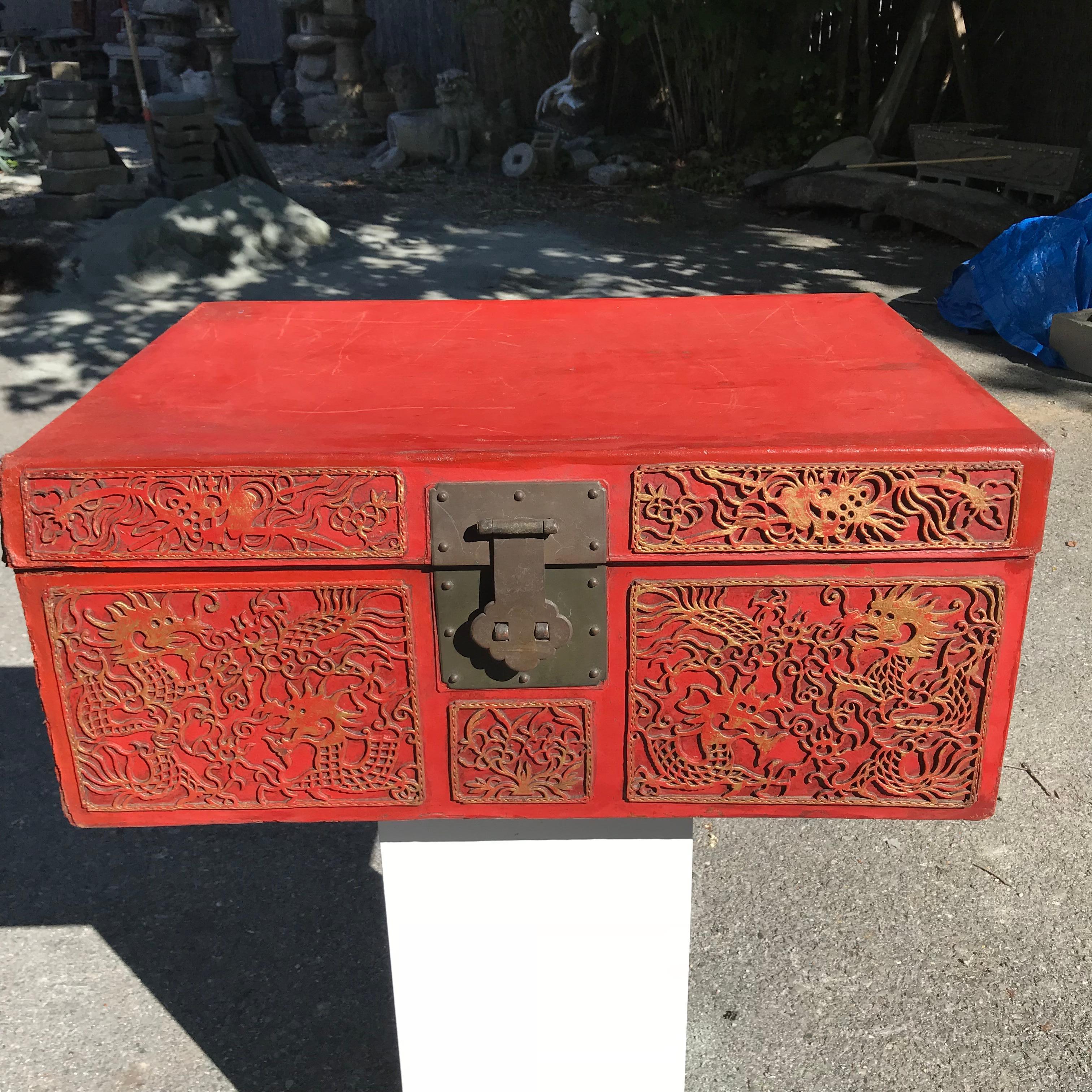 chinese storage trunk