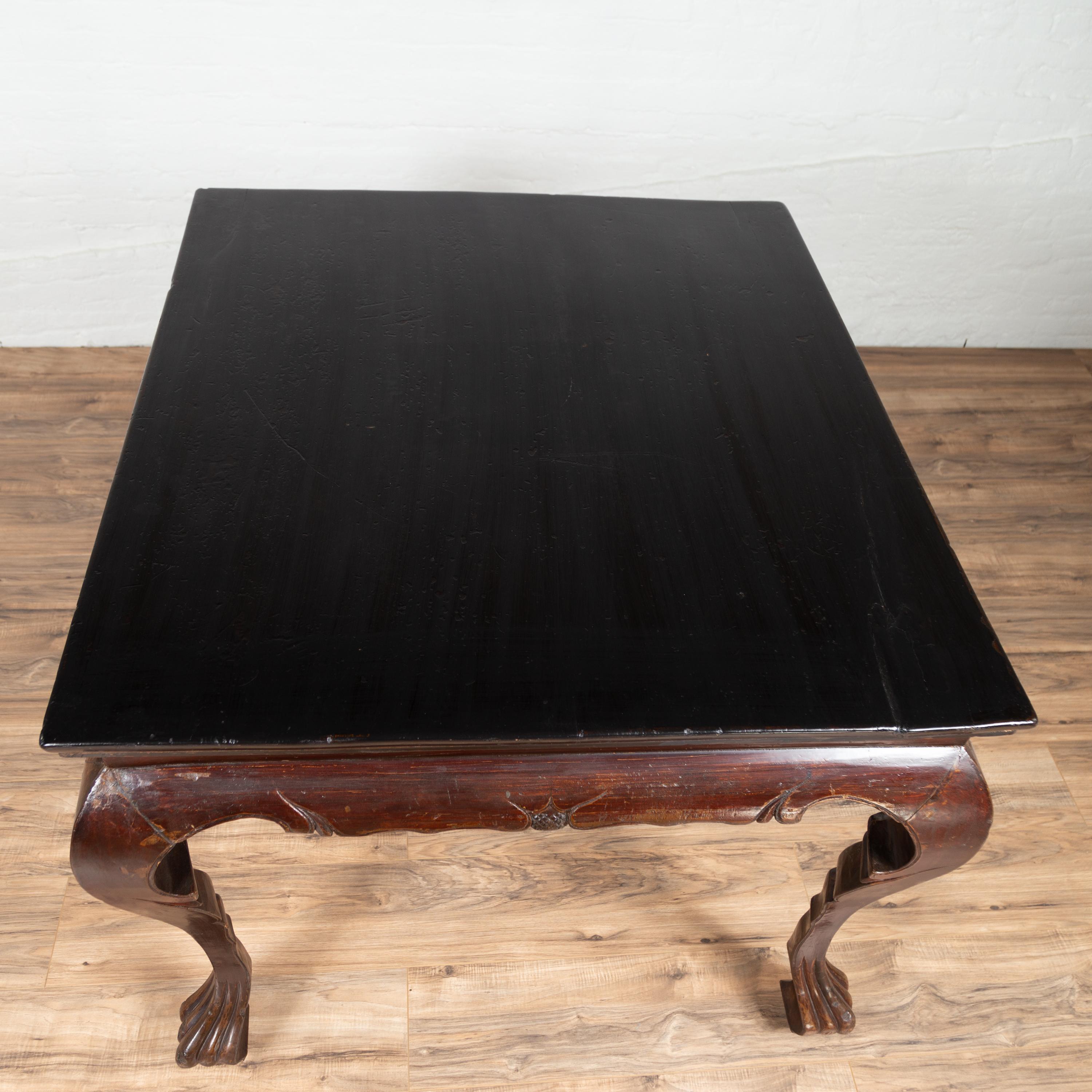 Chinese Antique Center Hall Table with Black Lacquered Top and Cabriole Legs For Sale 9
