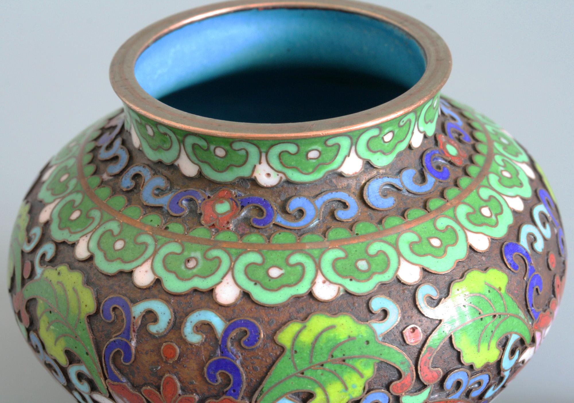 Asian Chinese Cloisonne Silver Plated Lidded Cloisonne Pot