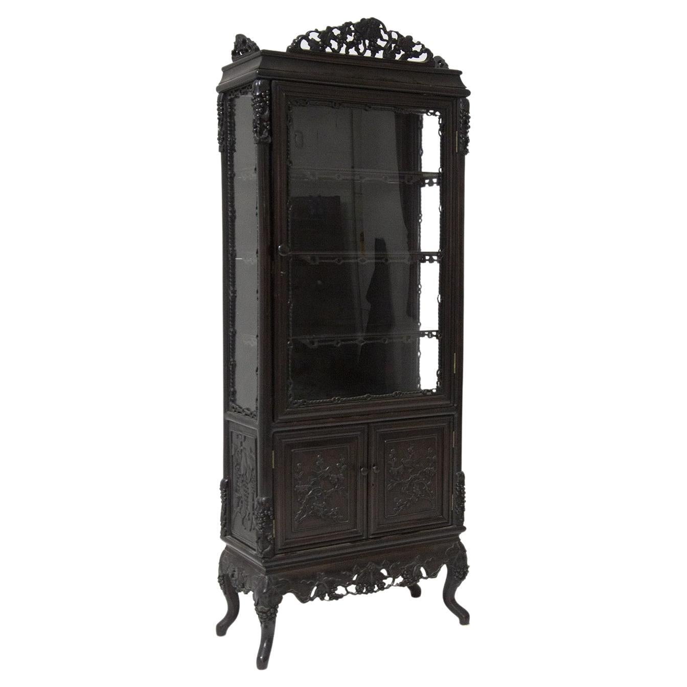 Chinese Antique Colonial Showcase in Fine Wood For Sale