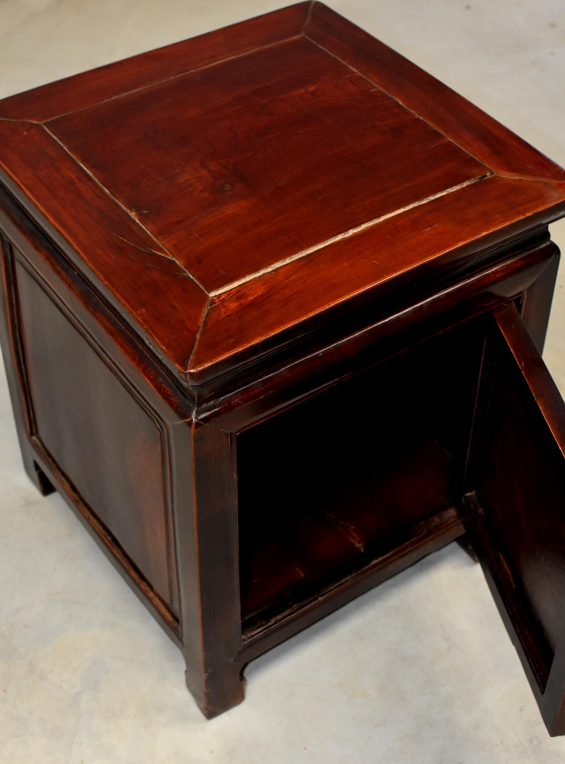Chinese Antique Cube Chest, Nightstand Table In Good Condition In Somis, CA