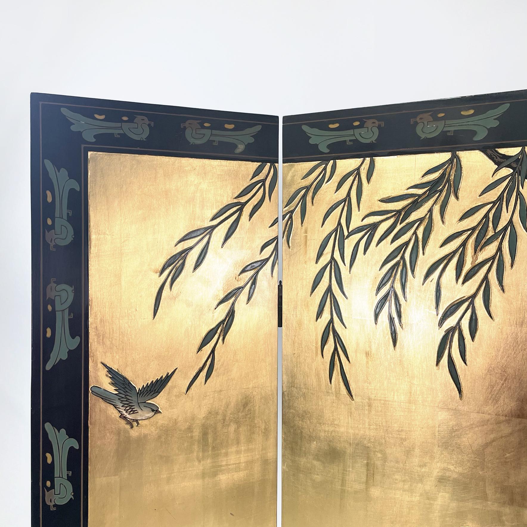 Chinese antique Decorated 4-door wooden screen with gold leaf, 1900-1950s 2