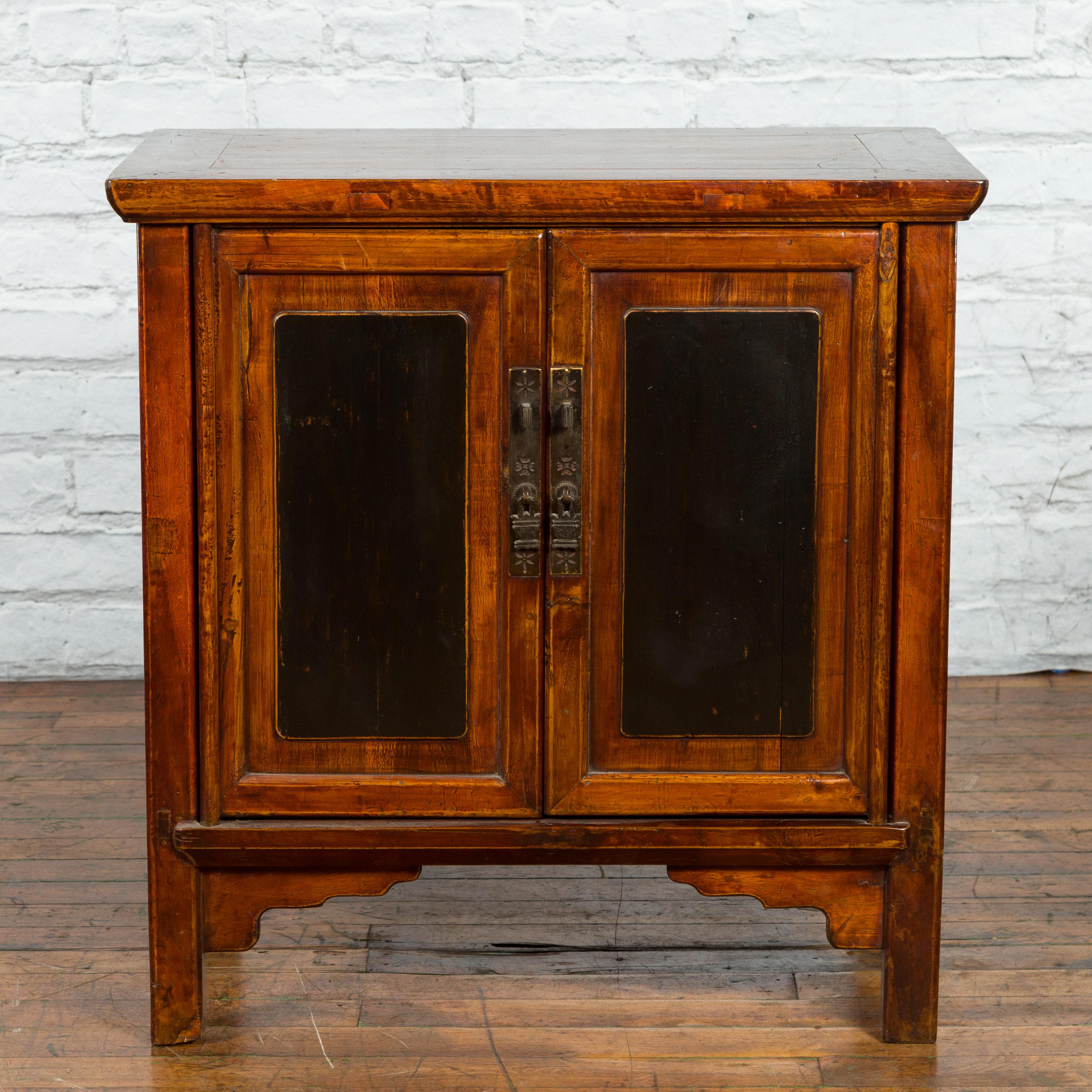 Lacquered Chinese Antique Early 20th Century Side Cabinet with Brown and Black Lacquer