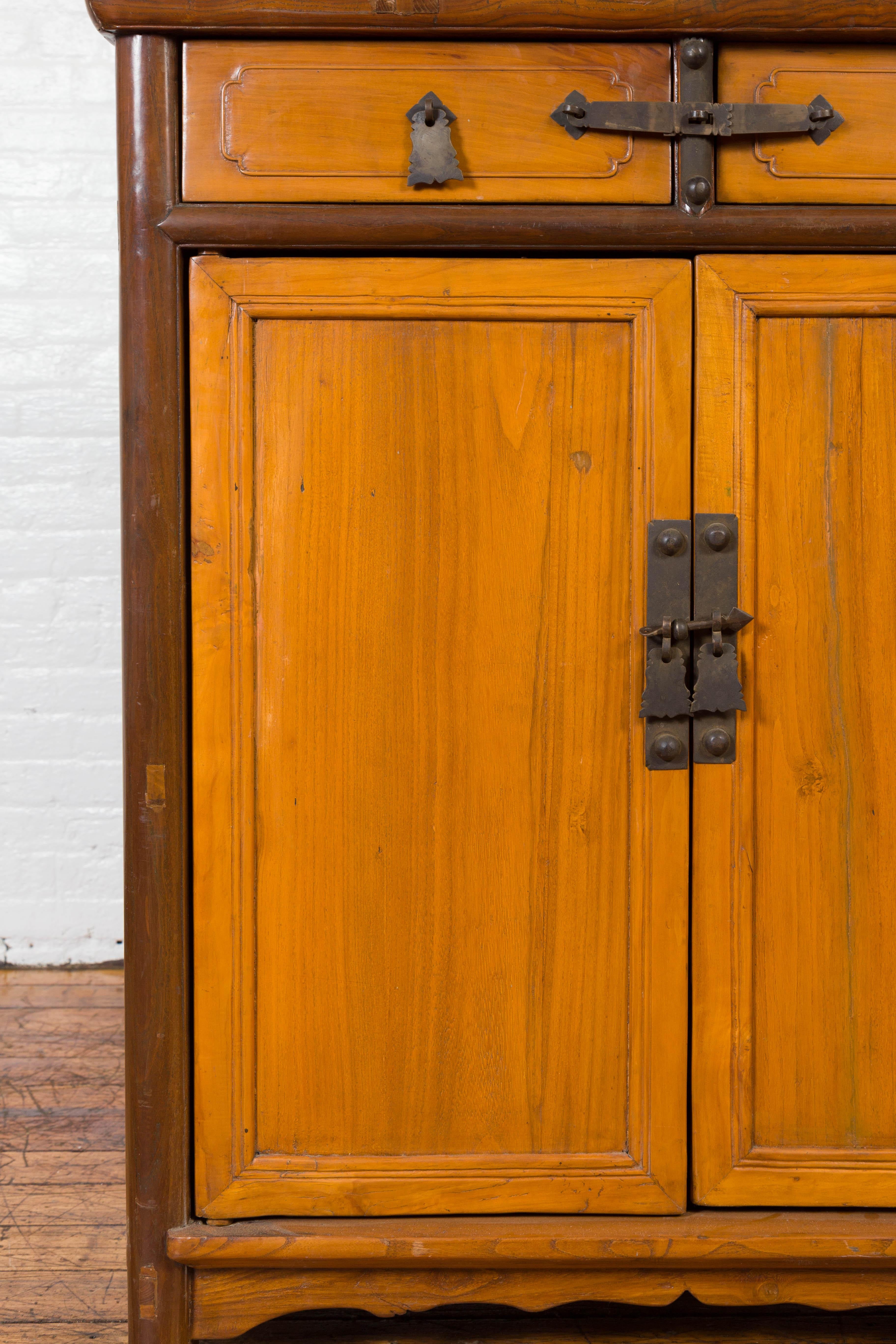 Chinese Antique Elm Two-Toned Cabinet with Cut Bronze Hardware and Yellow Patina For Sale 3