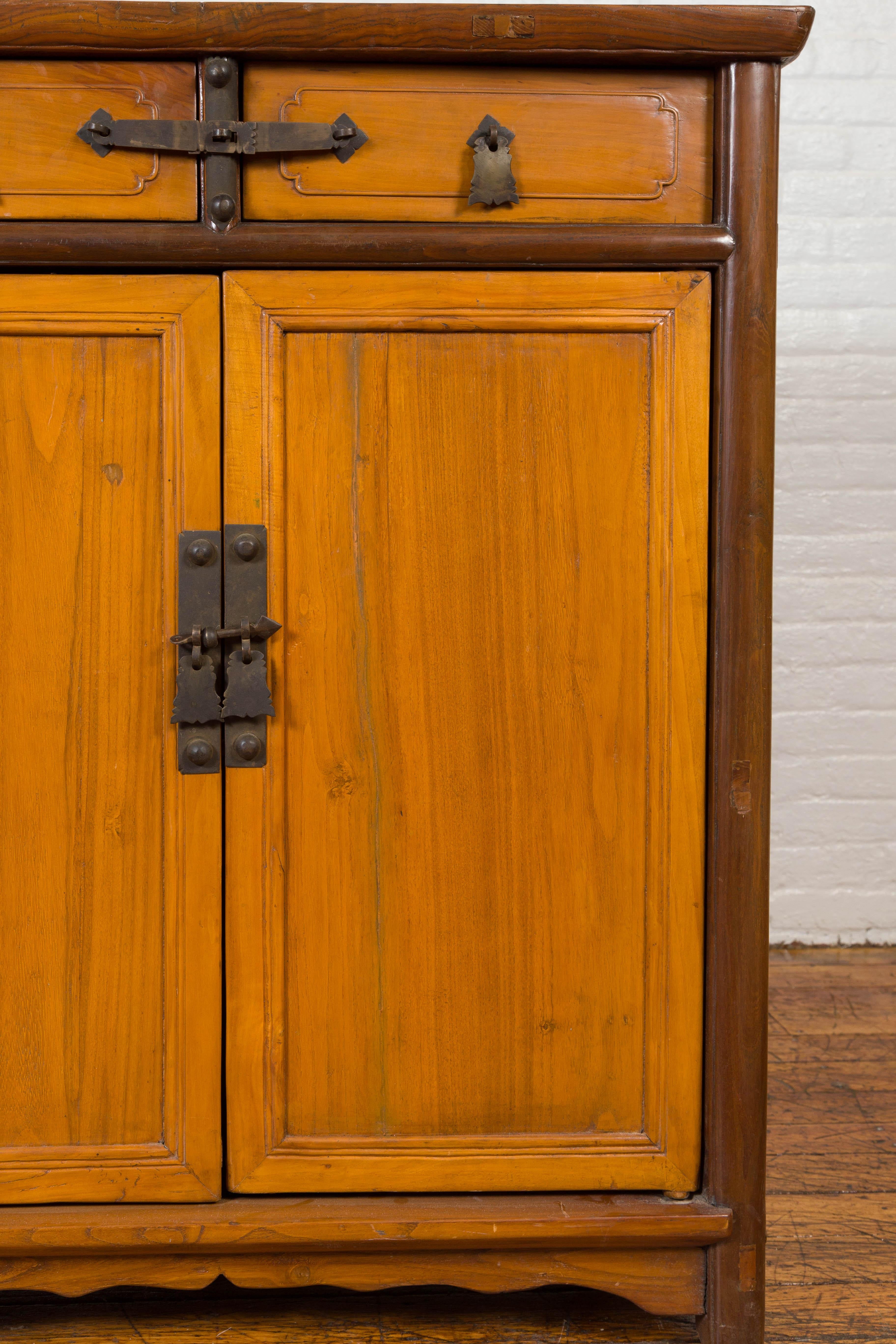 Chinese Antique Elm Two-Toned Cabinet with Cut Bronze Hardware and Yellow Patina For Sale 4