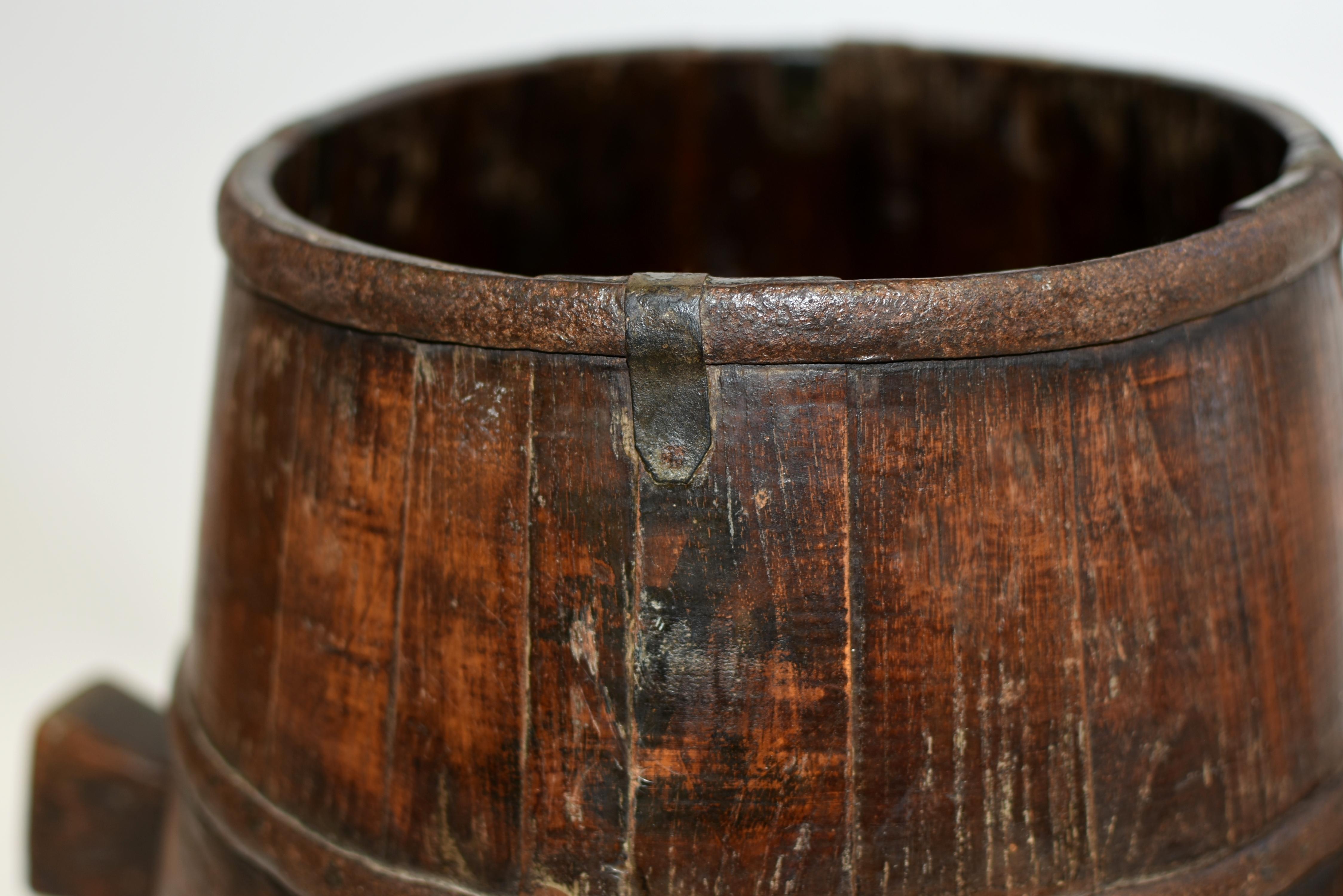 Chinese Antique Grain Holder Bucket Marked For Sale 10