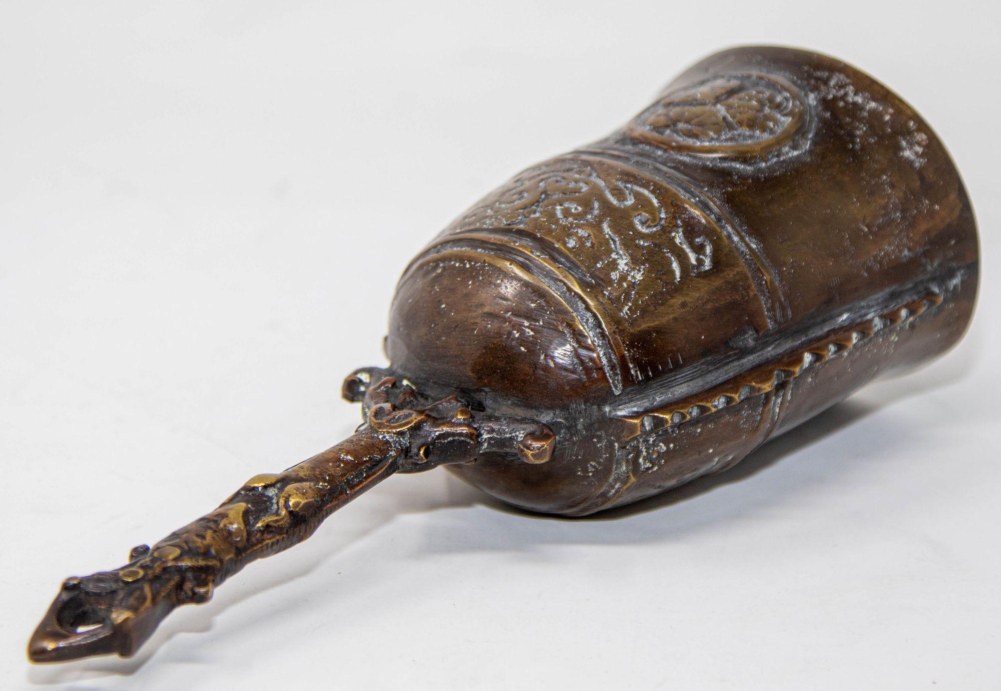Chinese Antique Handbell Cast Bronze Buddhist Meditation Prayer Ghanta Bell 7
