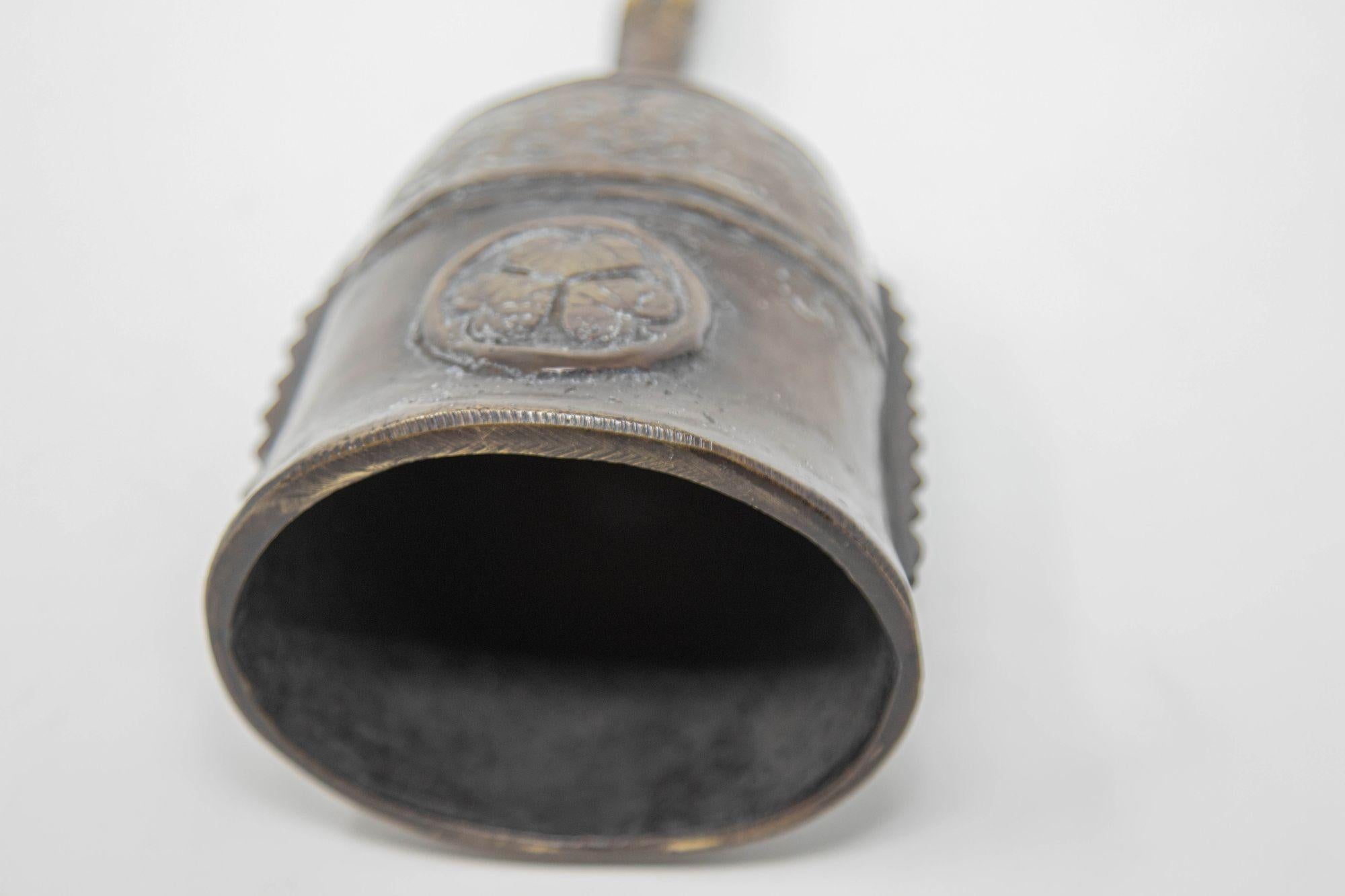 Chinese Antique Handbell Cast Bronze Buddhist Meditation Prayer Ghanta Bell 9
