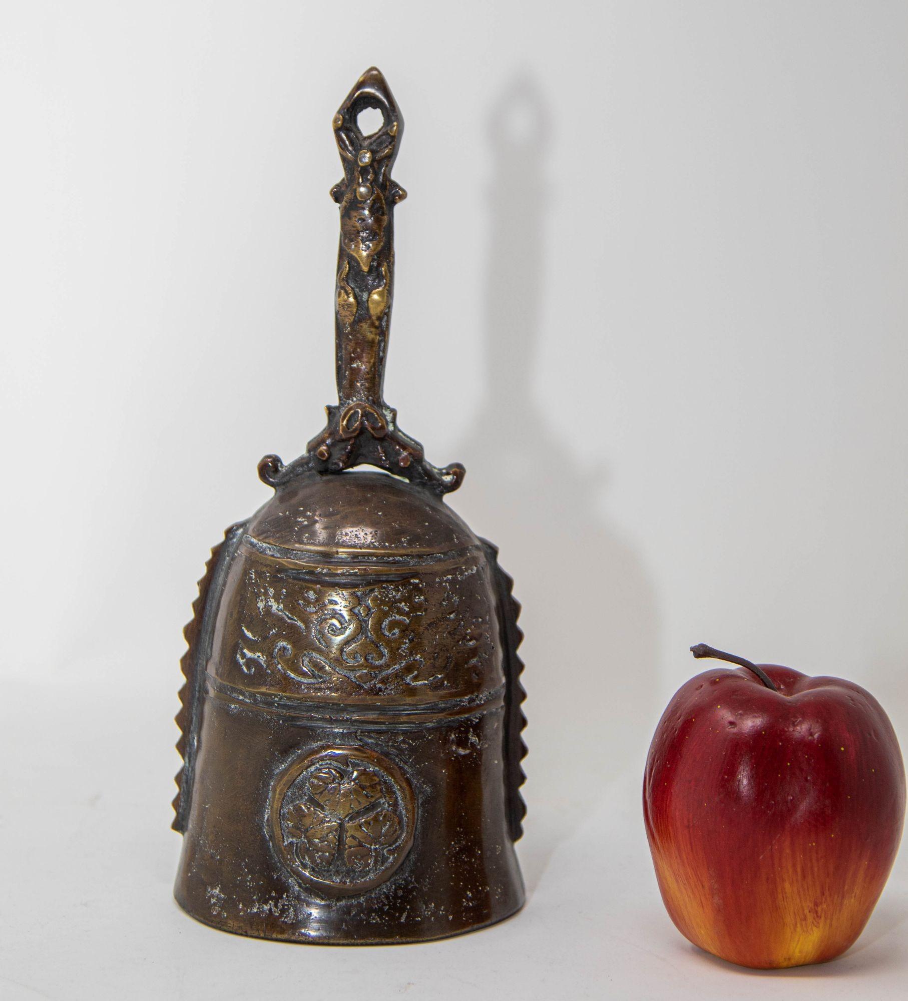 Chinese Antique Handbell Cast Bronze Buddhist Meditation Prayer Ghanta Bell 2