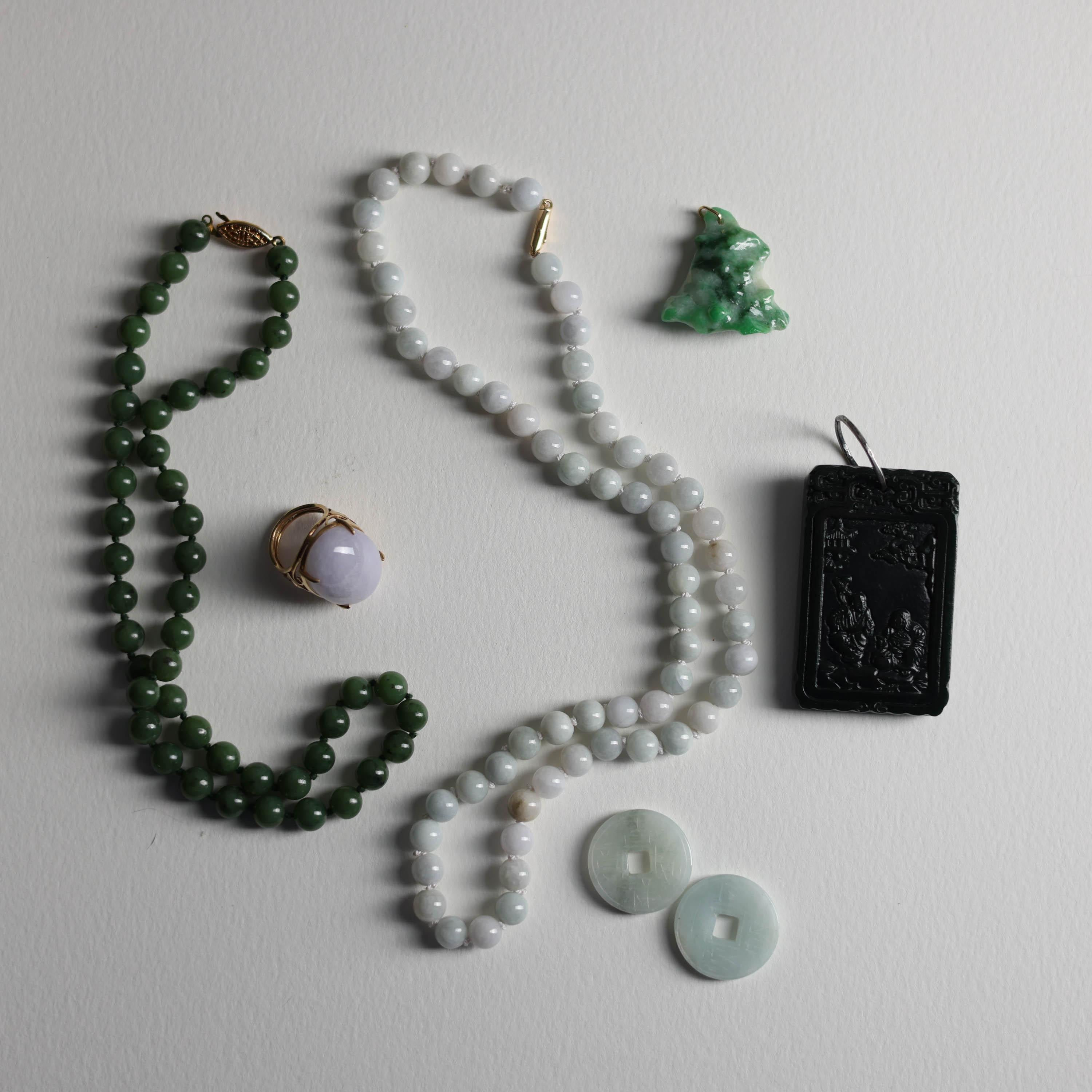 Chinesische antike chinesische Jade-Halskette, farblos, zertifiziert, unbehandelt, Restrung  im Angebot 5