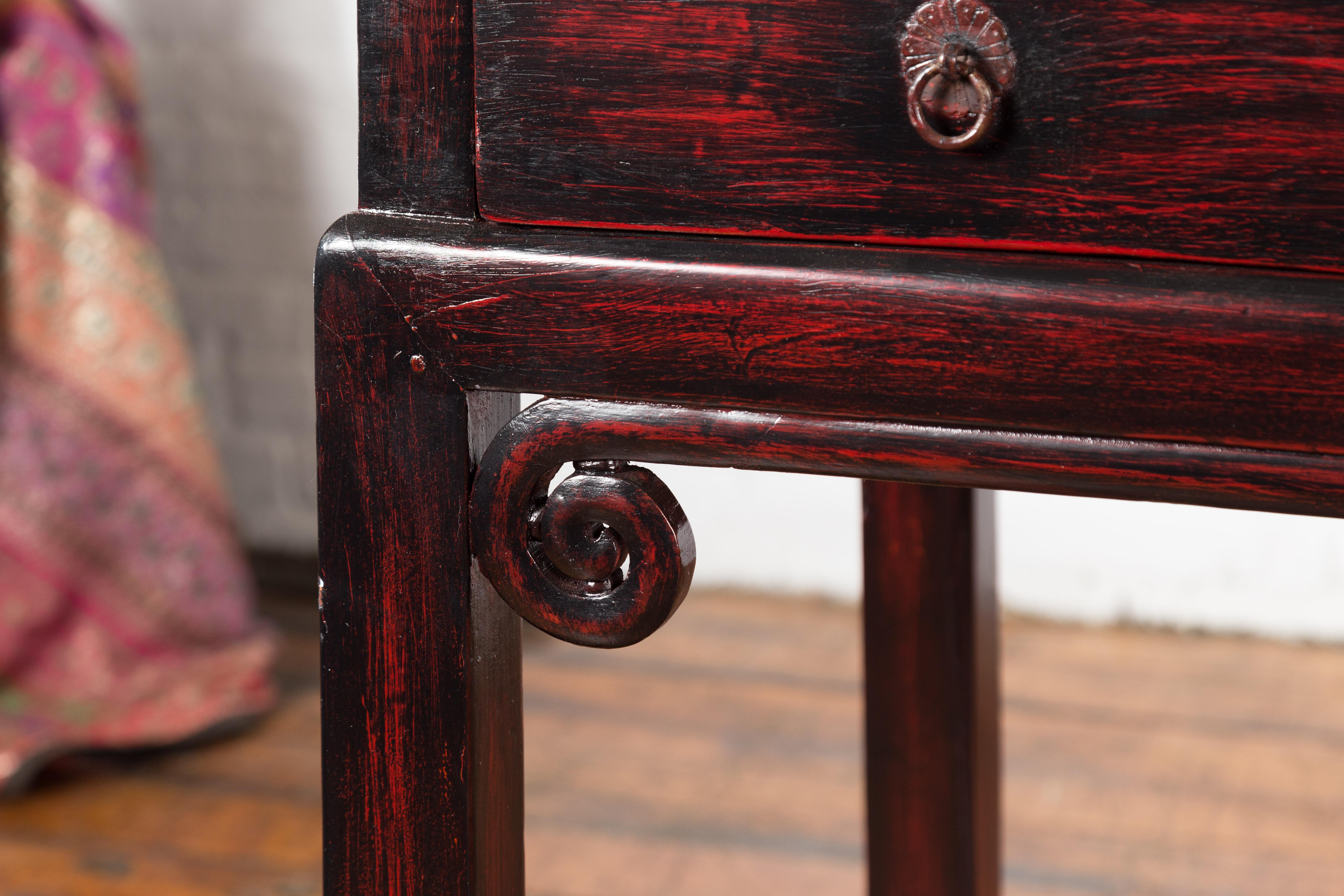 Chinese Antique Lacquered Wooden Desk with Four Drawers and Curling Scrolls For Sale 4