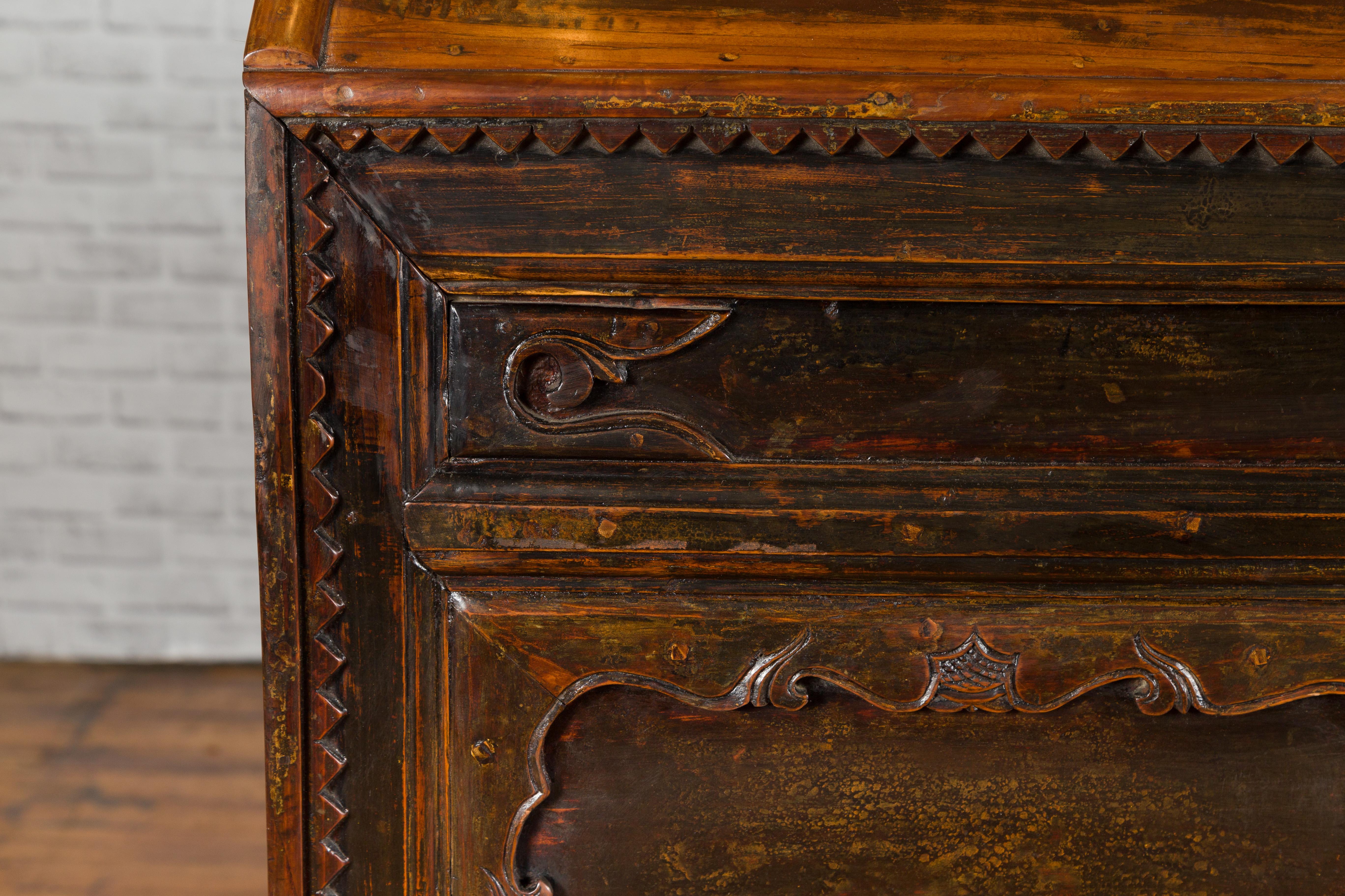 Chinese Antique Large Dowry Chest with Arching Lid, Carved Panels and Drawers For Sale 3
