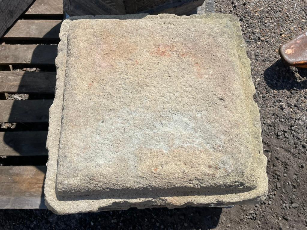 Antiguo taburete cuadrado de piedra tallada a mano Qing, 19c. siglo XIX en venta