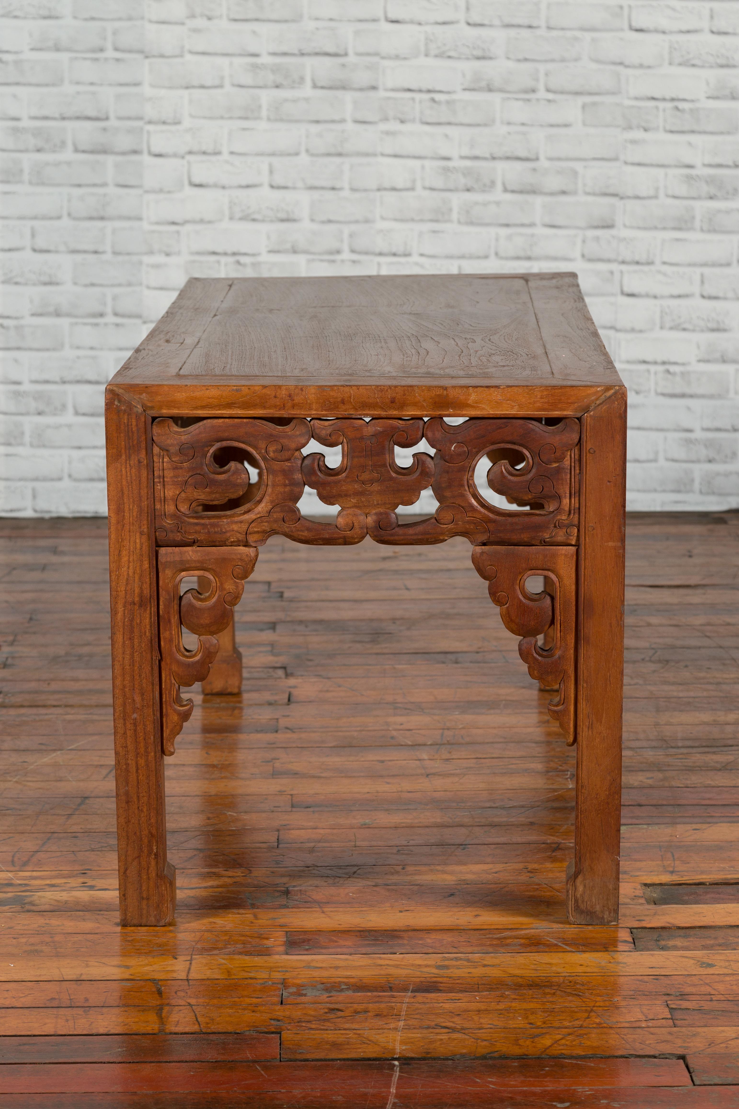 Chinese Antique Low Side Table with Cloud-Carved Apron and Horsehoof Feet For Sale 7