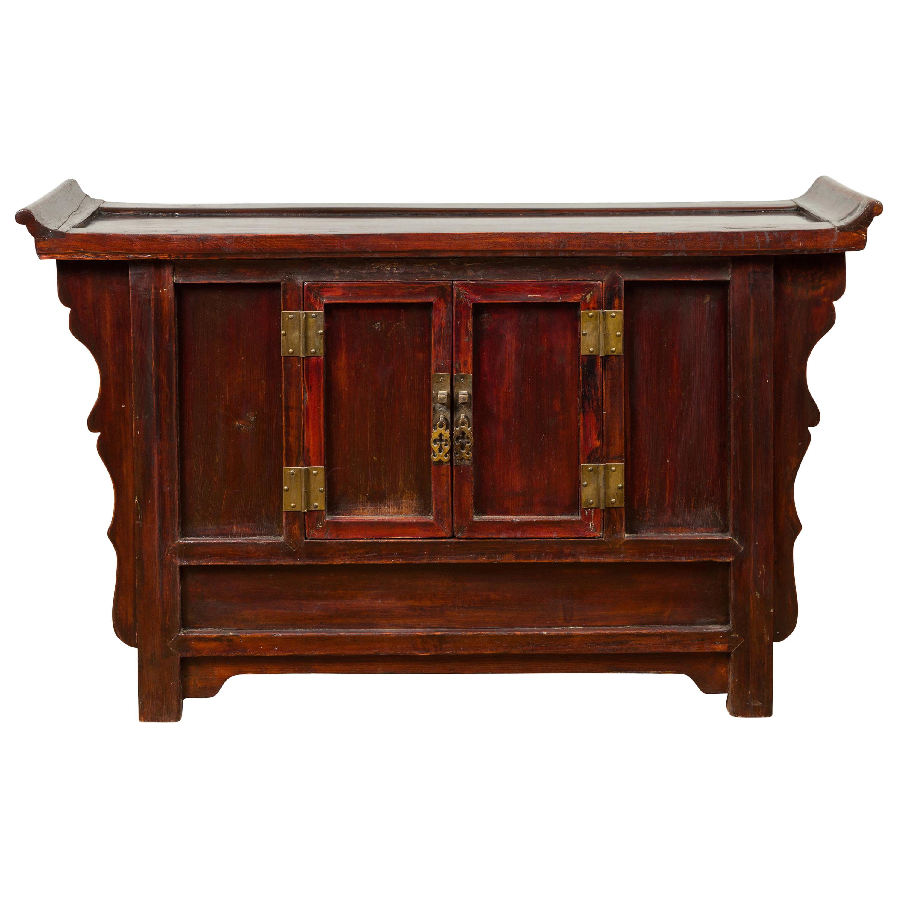 Ming Dynasty Style 19th Century Red Rose Console Cabinet with Everted Flanges