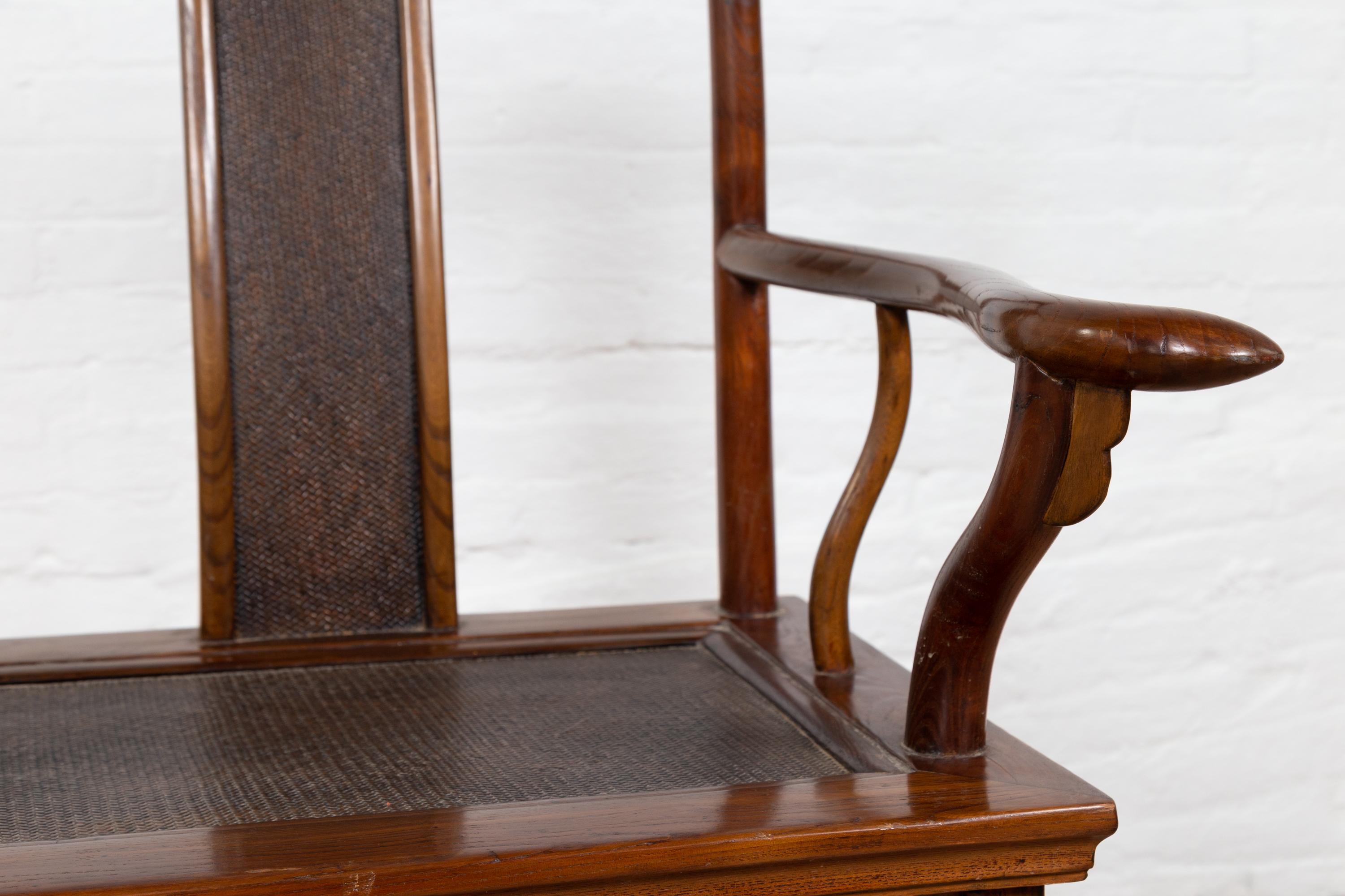 Chaise d'érudit à lampe suspendue de style Ming Ming avec assise et dossier en rotin en vente 1