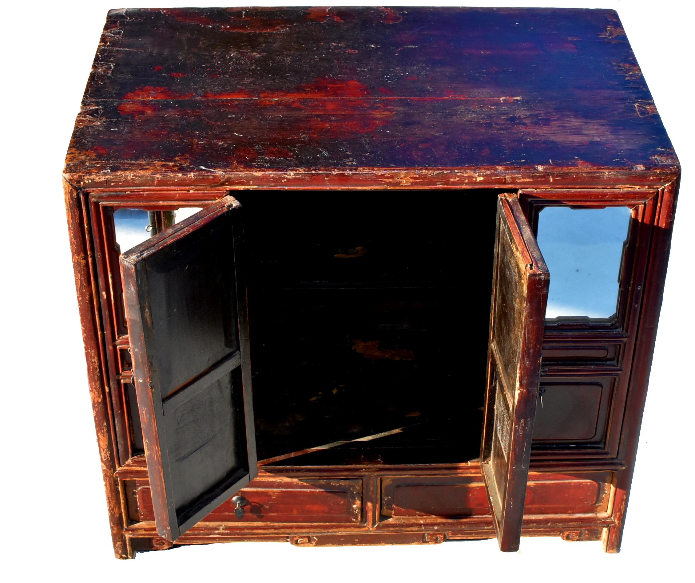 Chinese Antique Mirrored Vanity Kang Chest For Sale 7