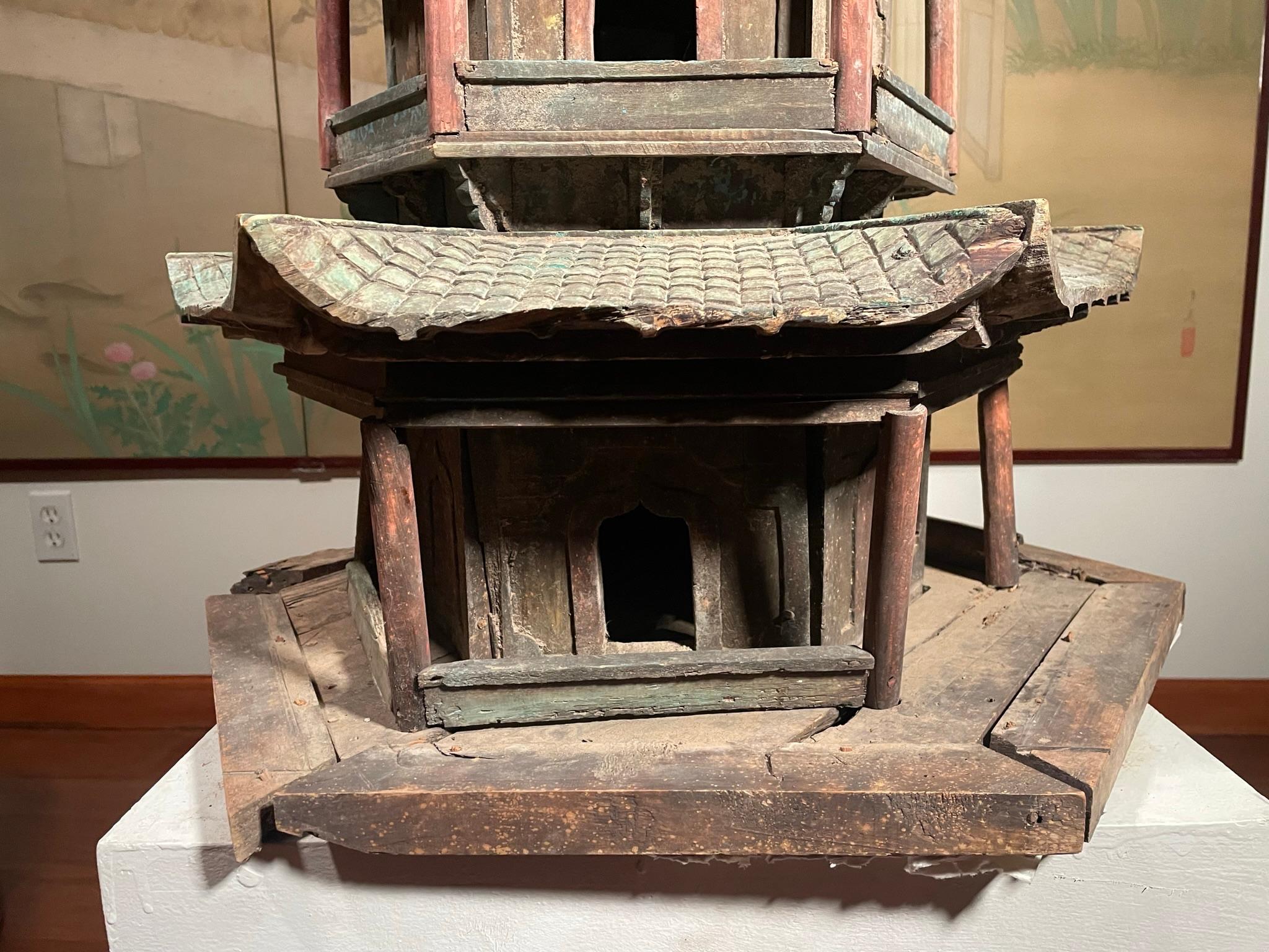 Chinese Antique Monumental Buddhist Wooden Pagoda Tower, 70 Inches  For Sale 1