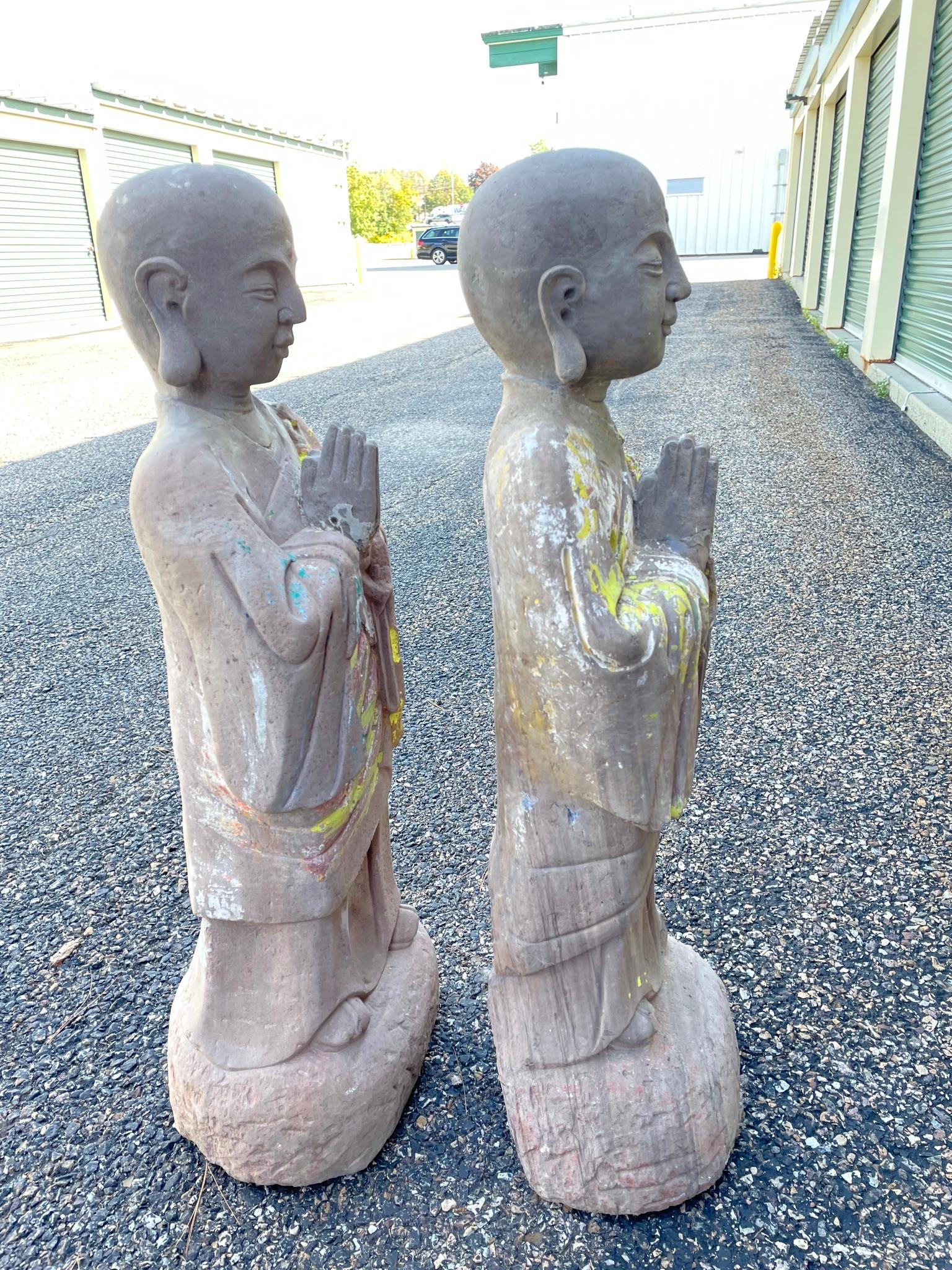 hand statue in china