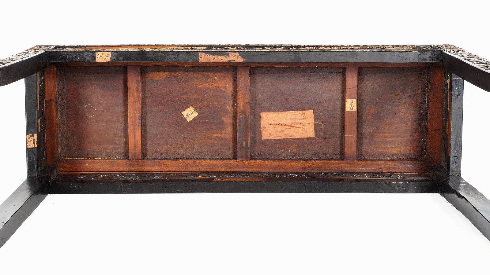 Chinese Antique Parcel-Gilt Black Altar Console Table For Sale 3