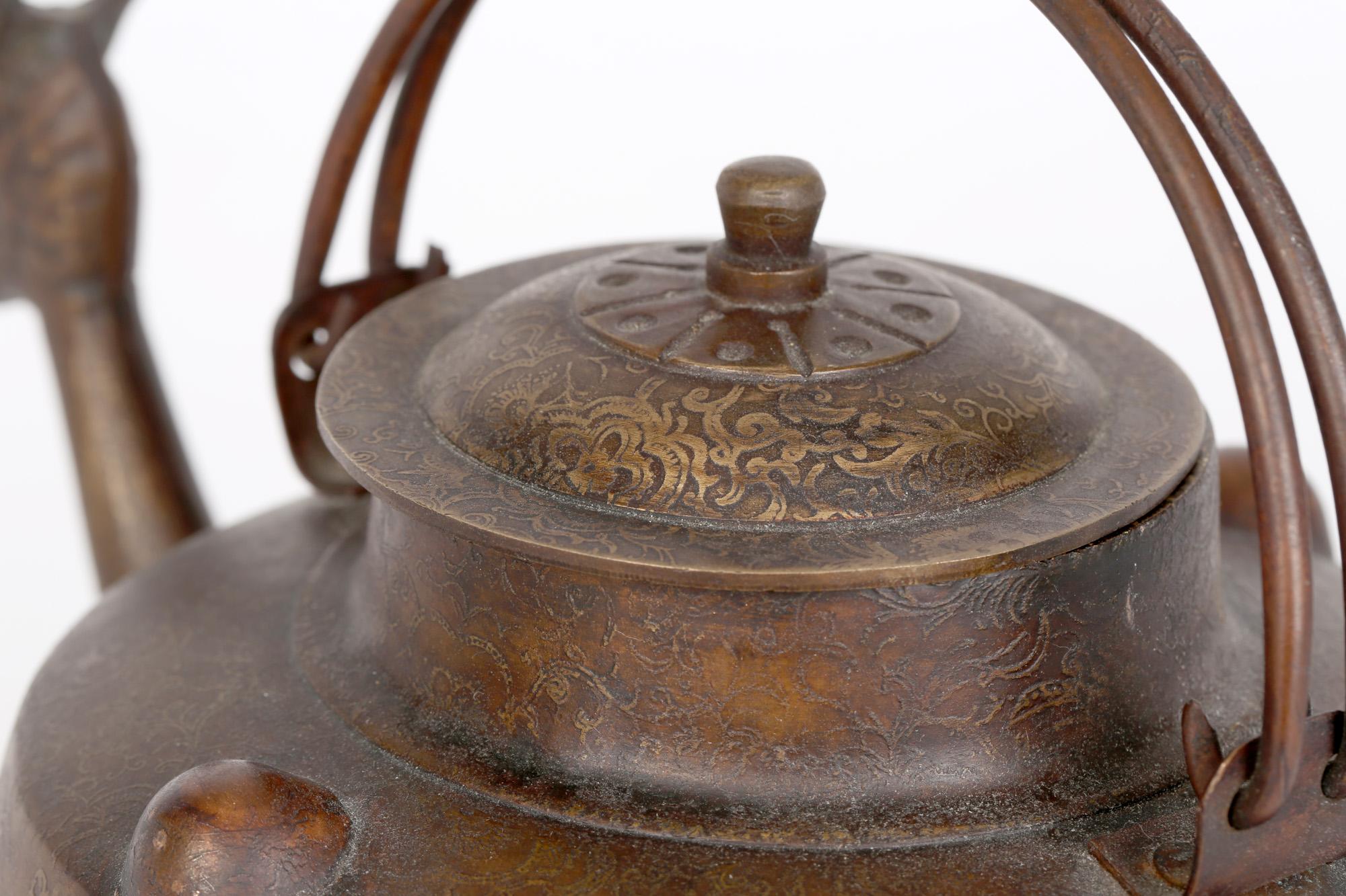 Chinese Antique Qianlong Mark Gold Inlay Bronze Teapot In Good Condition For Sale In Bishop's Stortford, Hertfordshire