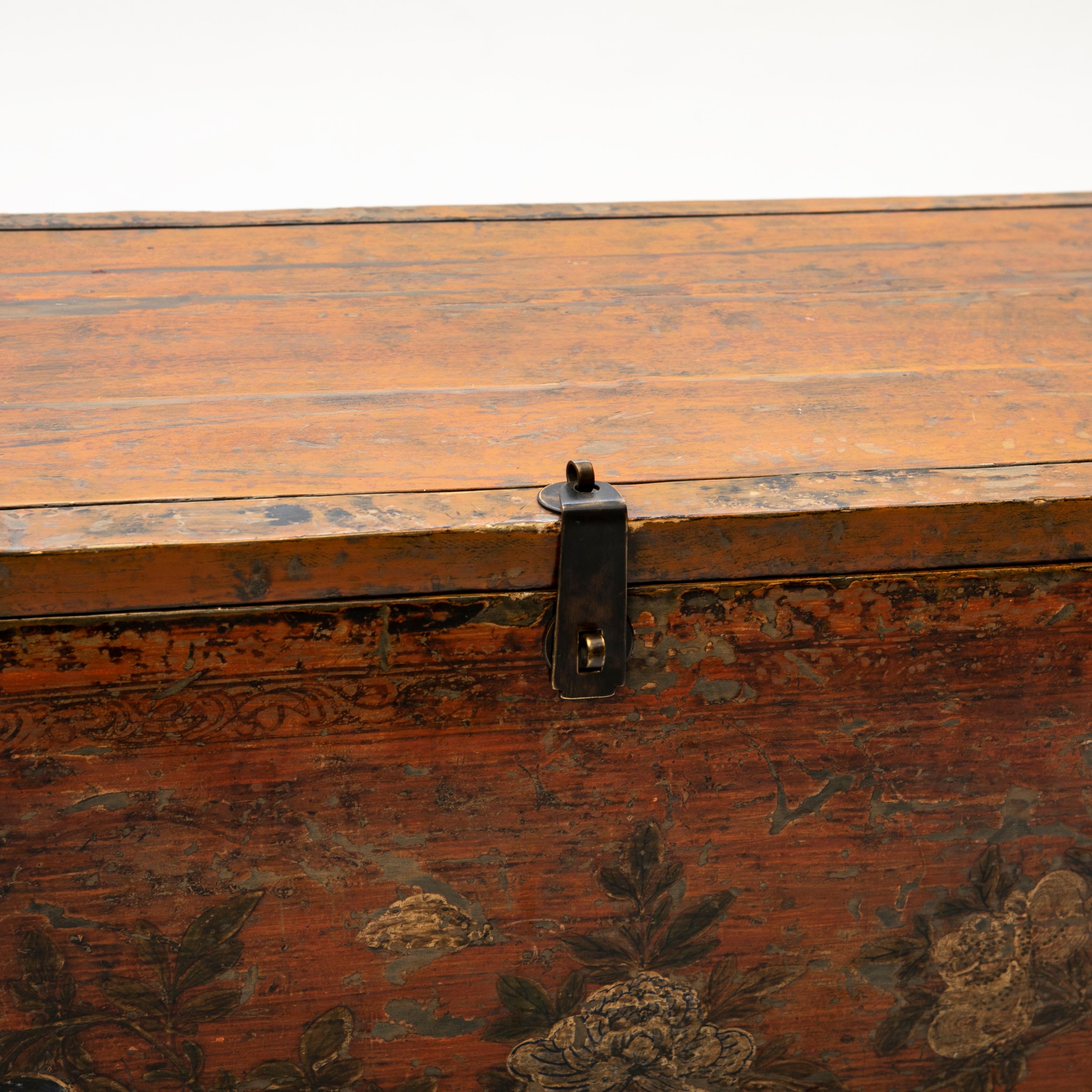 Chinese Antique Qing Dynasty Period Original Decorated Trunk 1