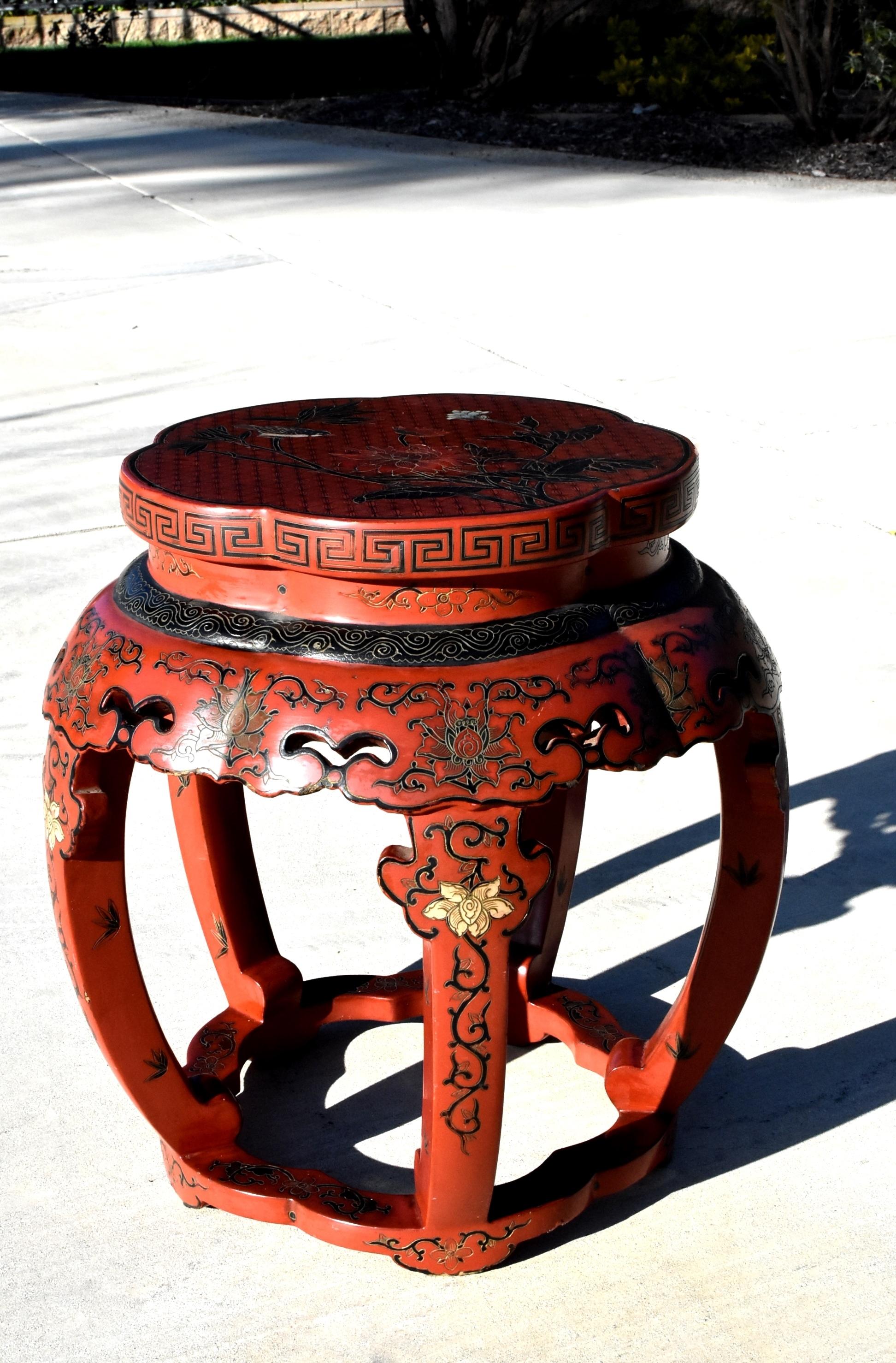 Chinese Antique Red Lacquered Stool 1