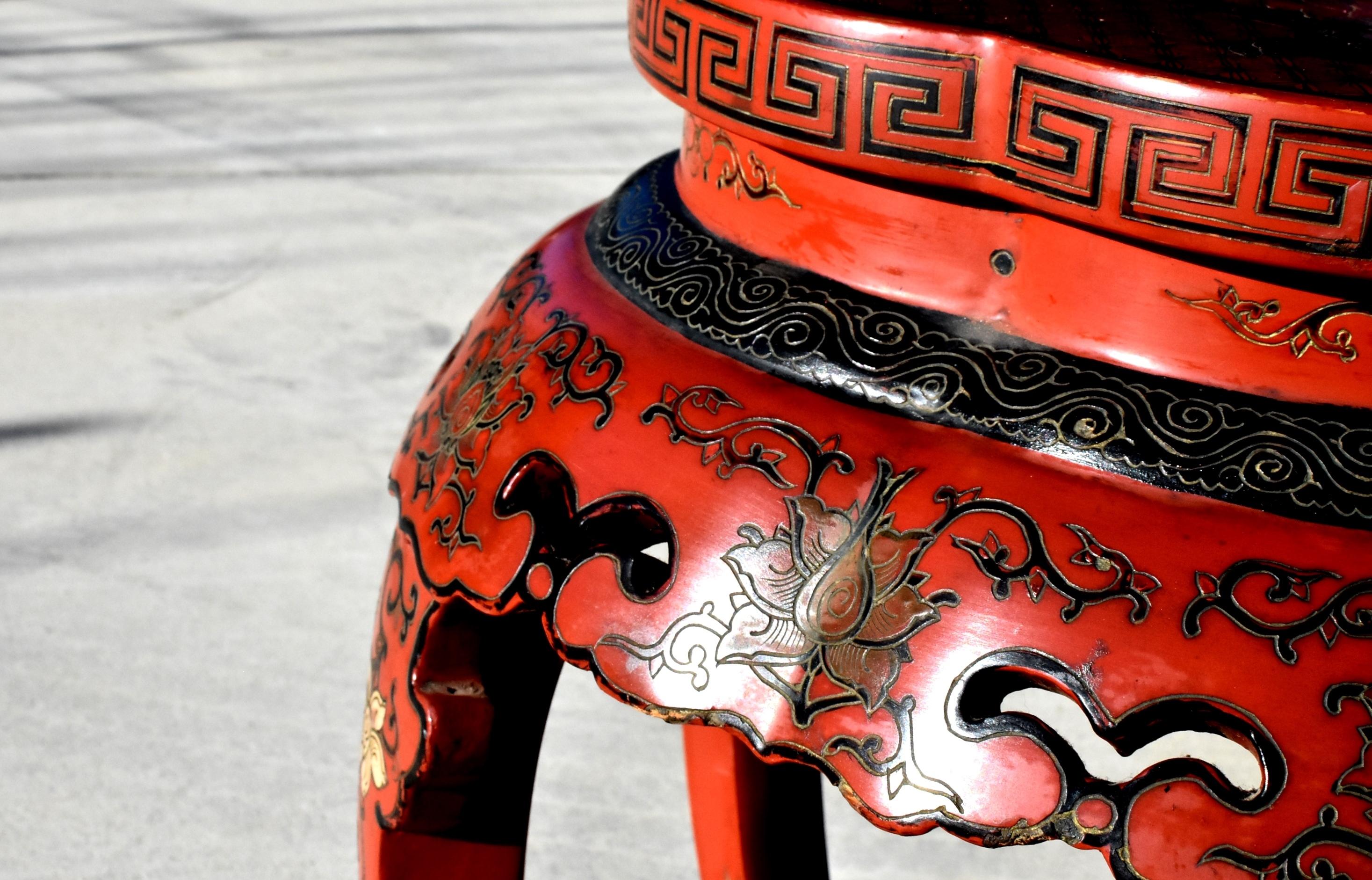 Chinese Antique Red Lacquered Stool 4