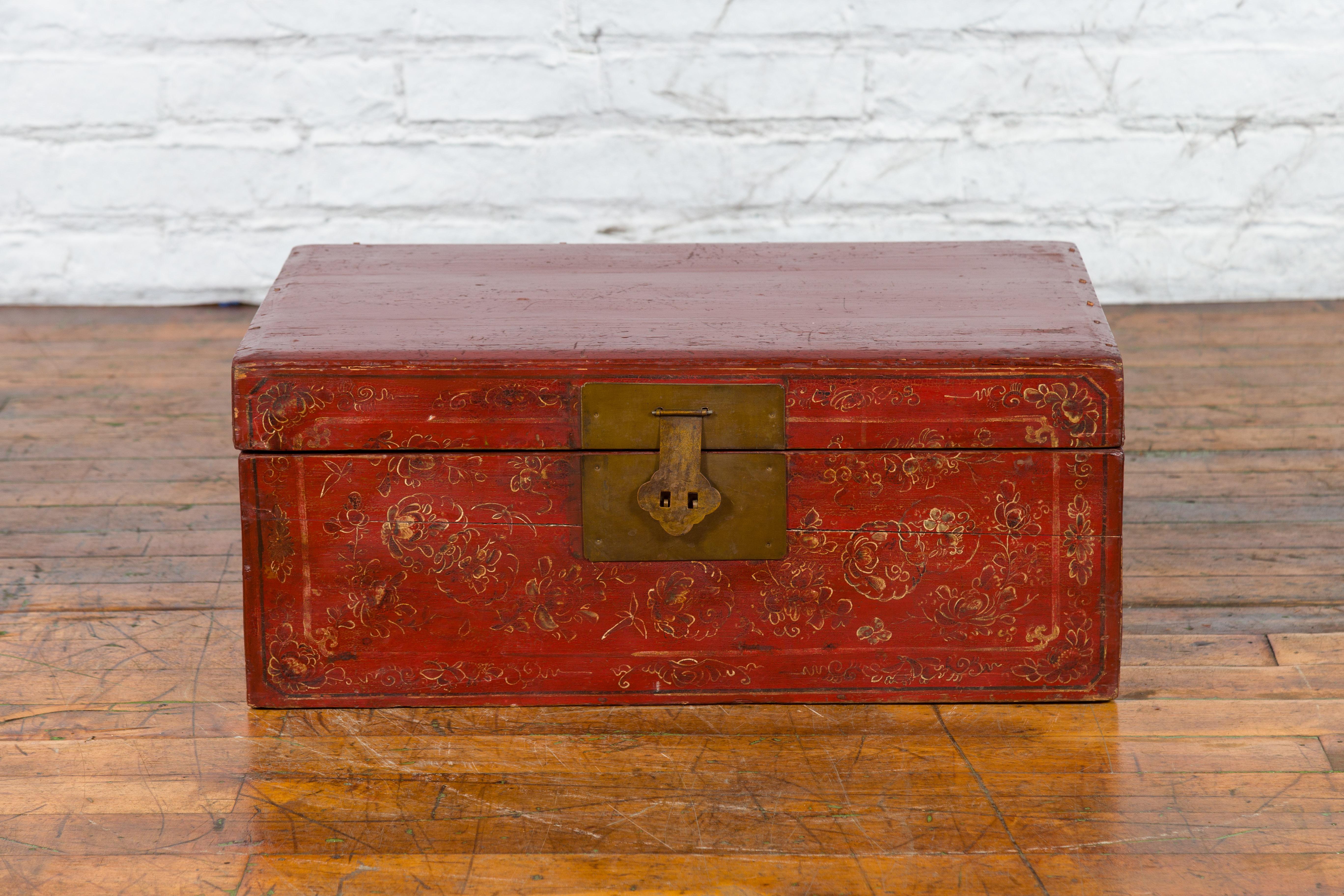 Chinese Antique Red Lacquered Trunk with Hand-Painted Floral Décor In Good Condition In Yonkers, NY