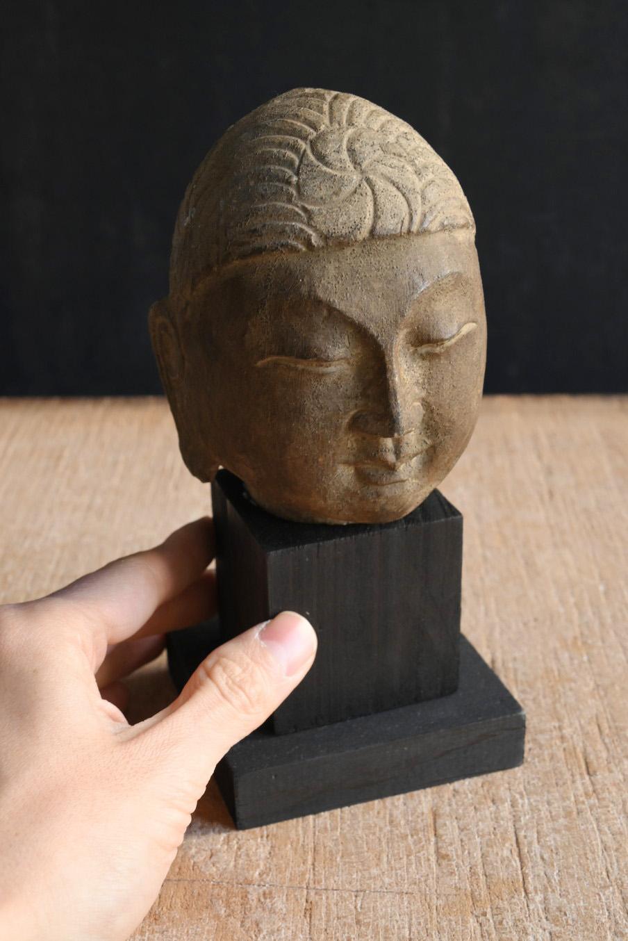 Other Chinese antique stone Buddha head/Before the 19th century/Buddha statue/ornament For Sale
