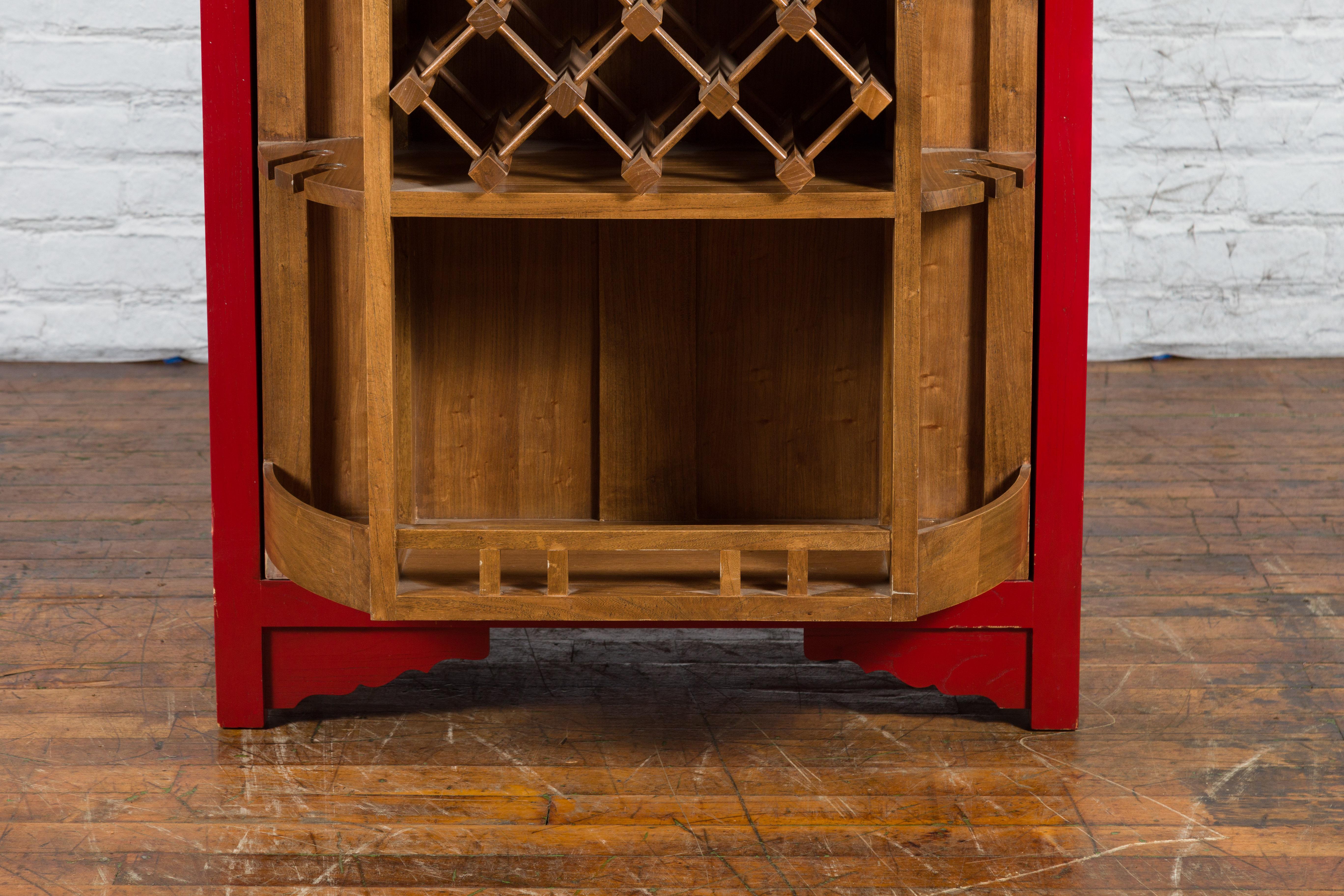 Chinese Antique Style Red Lacquered Liquor Cabinet with Revolving Hidden Panel For Sale 4
