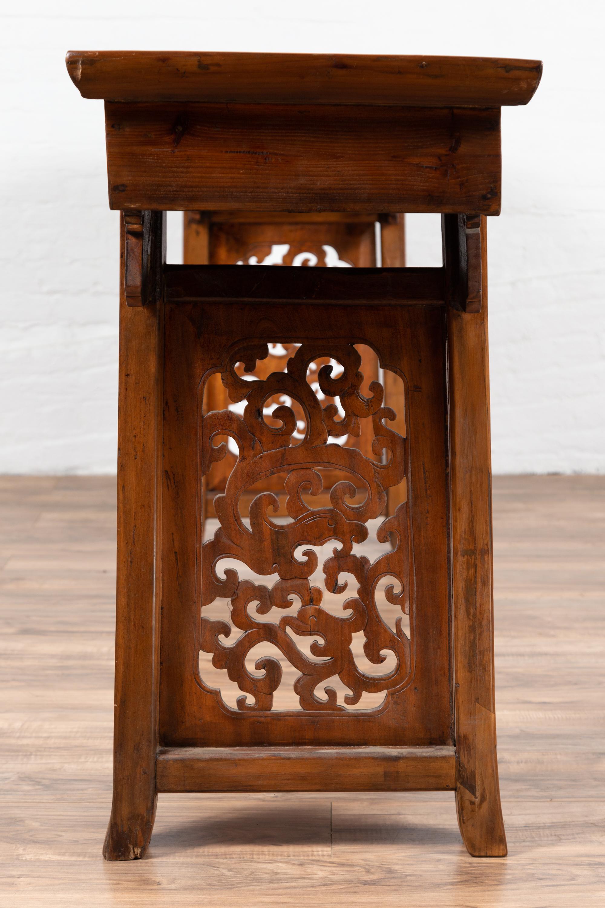 Chinese Antique Tall Altar Console Table with Meander Motifs and Carved Sides 7